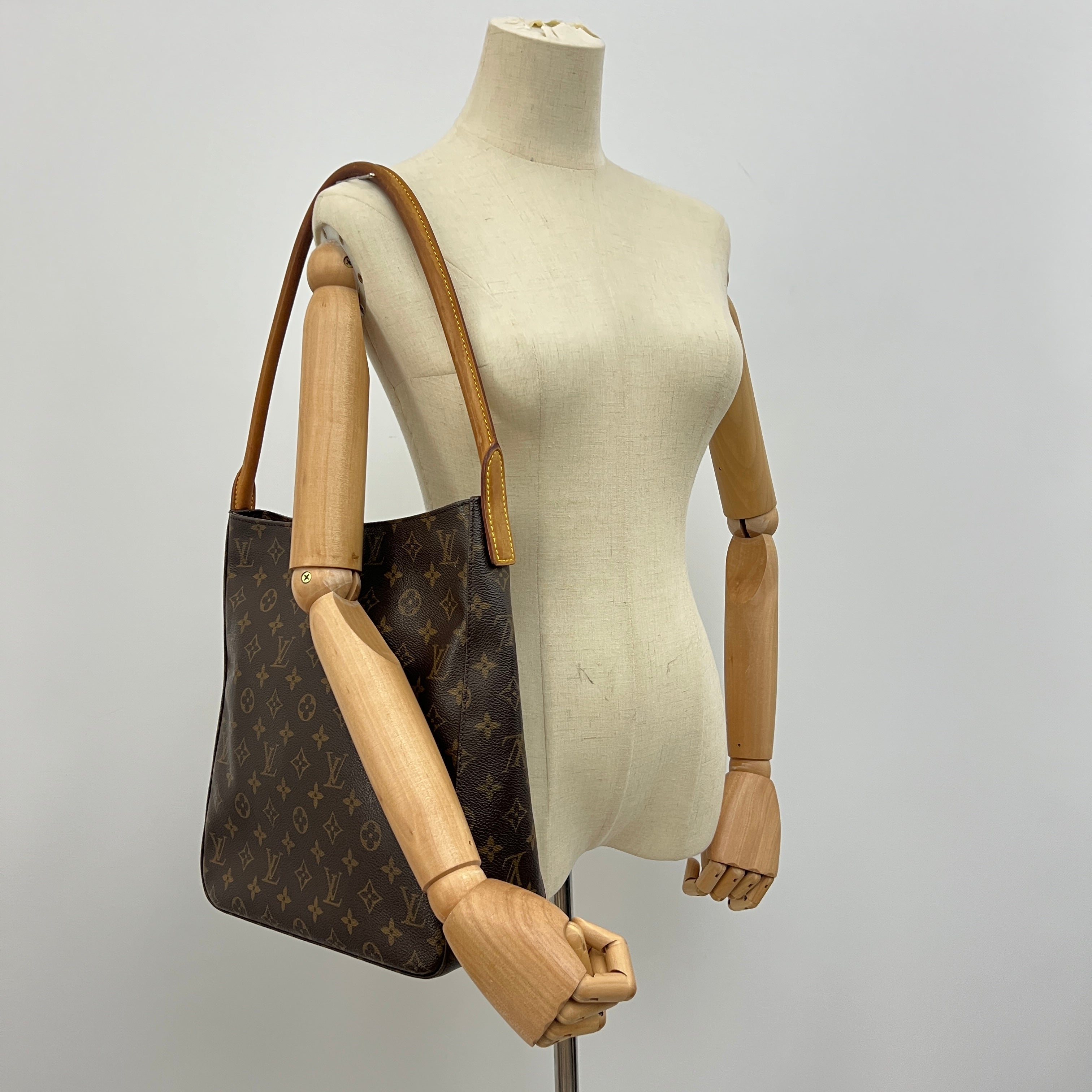 LOUIS VUITTON Looping GM bag in brown canvas and leather