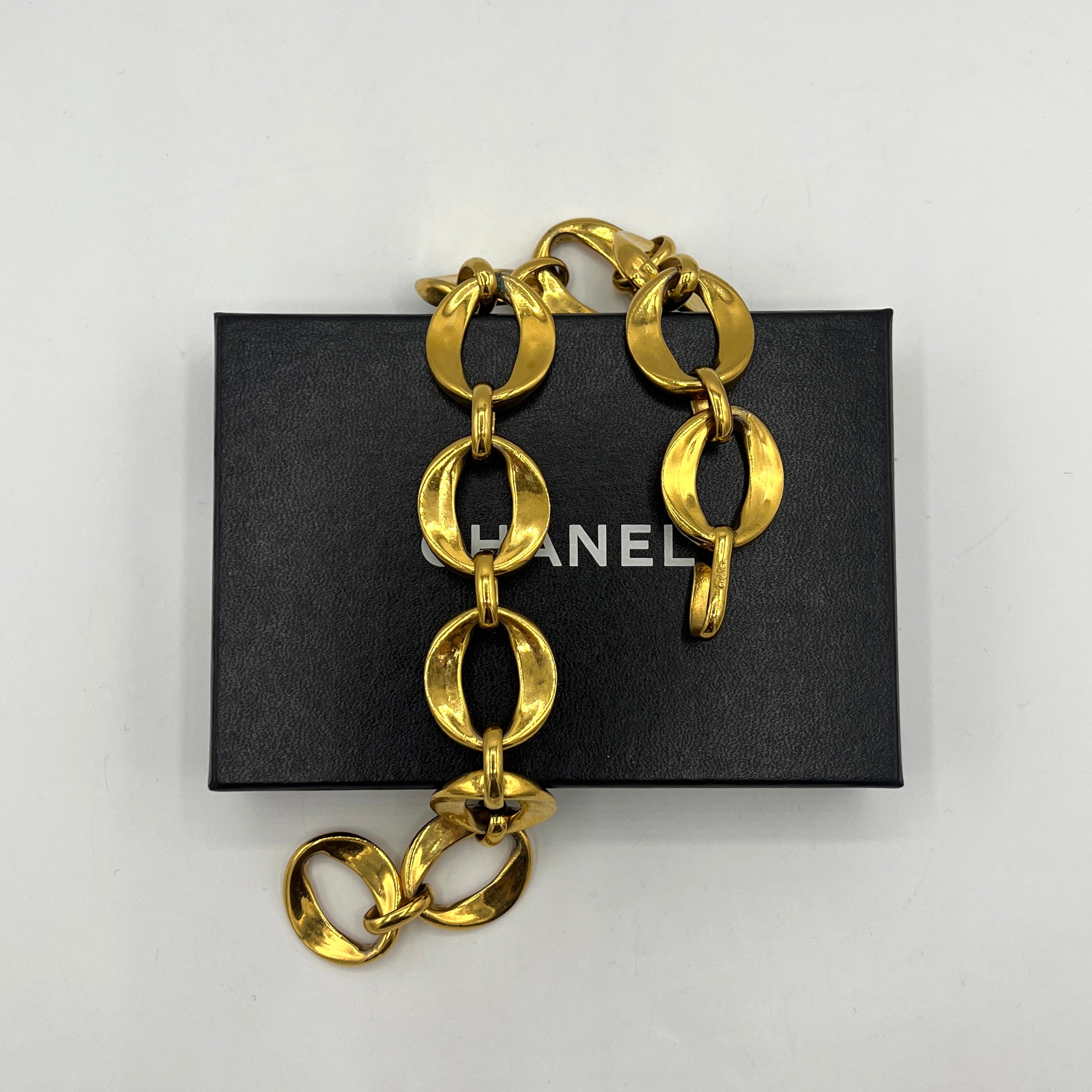 CHANEL CC Pearl Drop Necklace in silver-tone steel