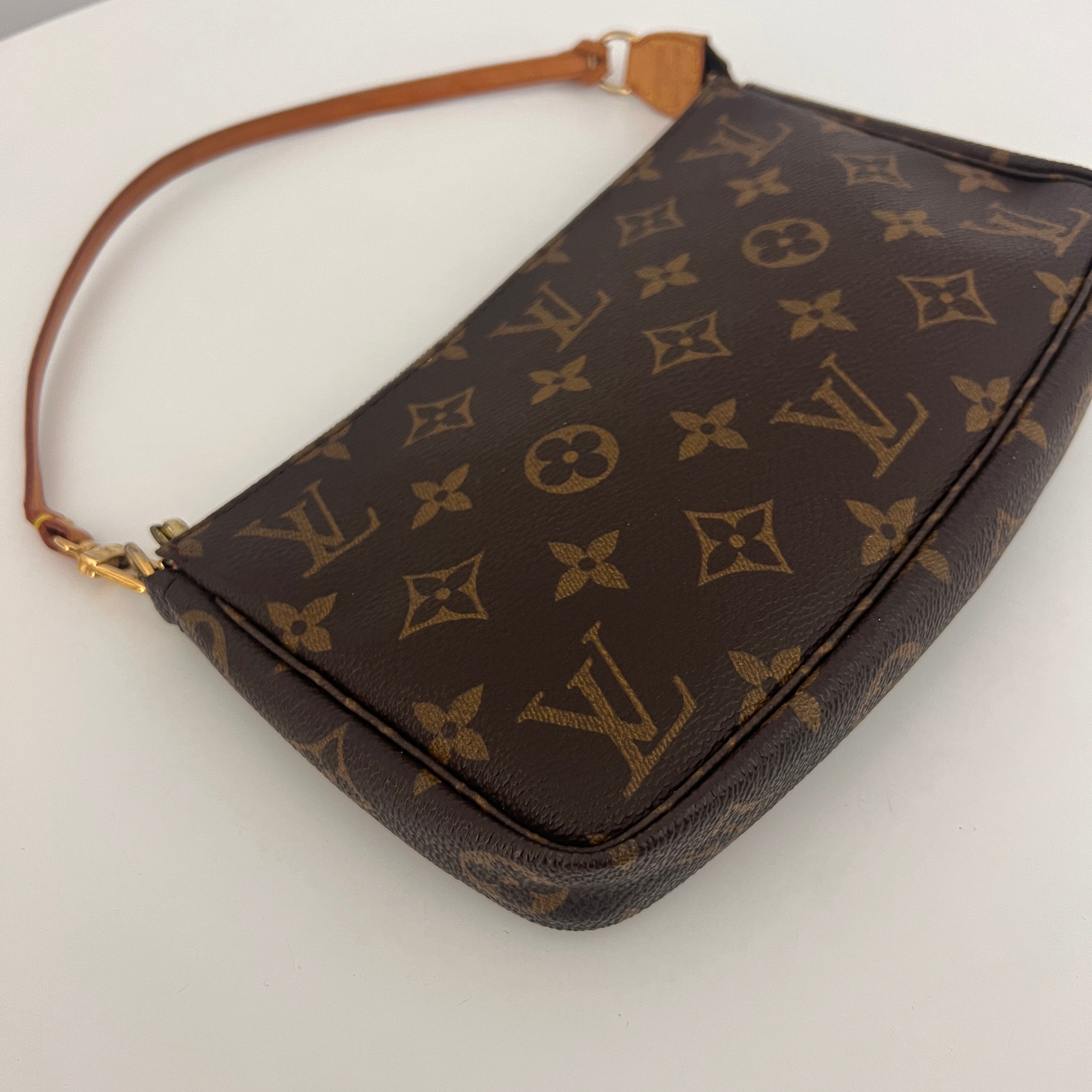 Sac à bandoulière LOUIS VUITTON Pochette Accessoires toile et cuir marron