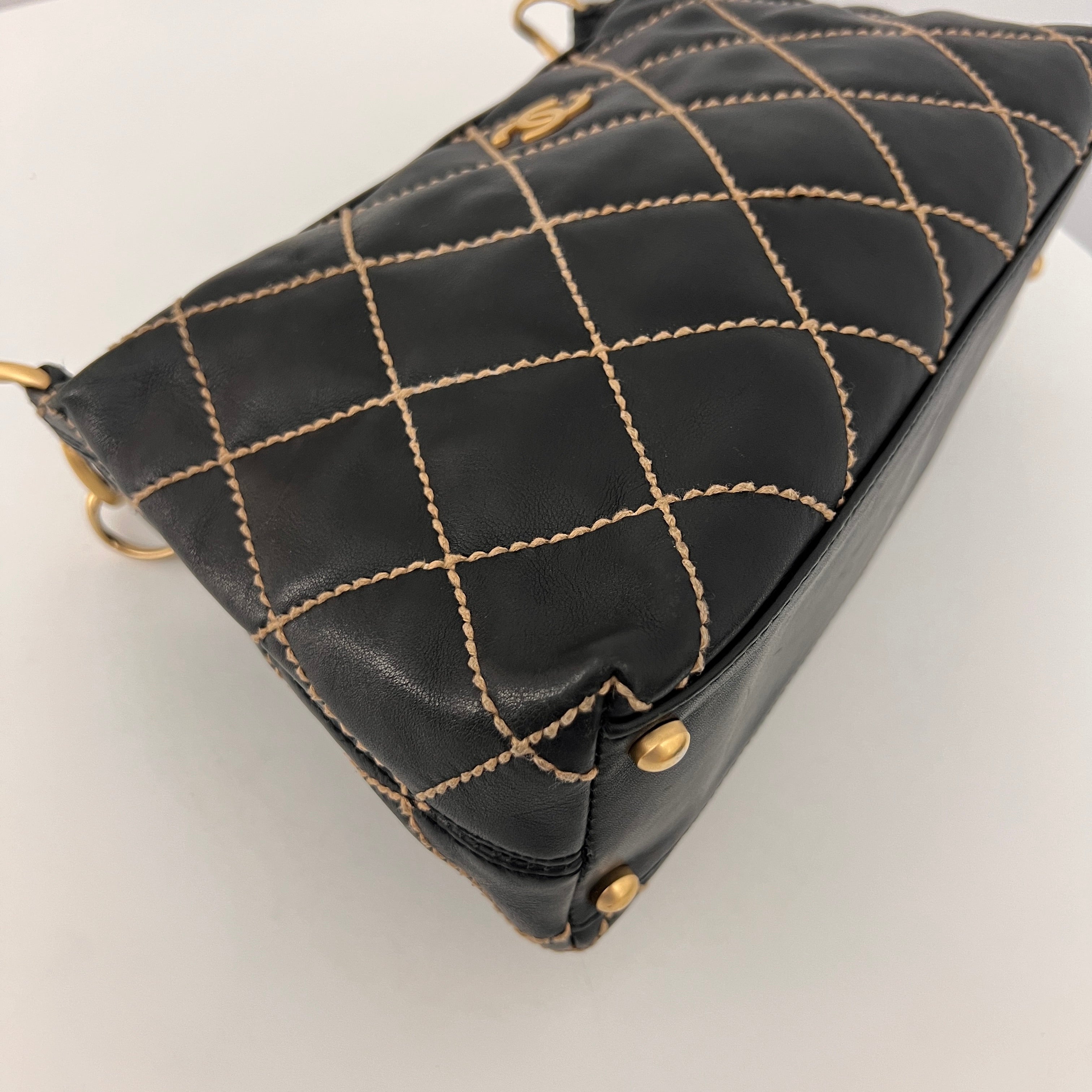 CHANEL Wild Stitch black lambskin bag Circa 1990