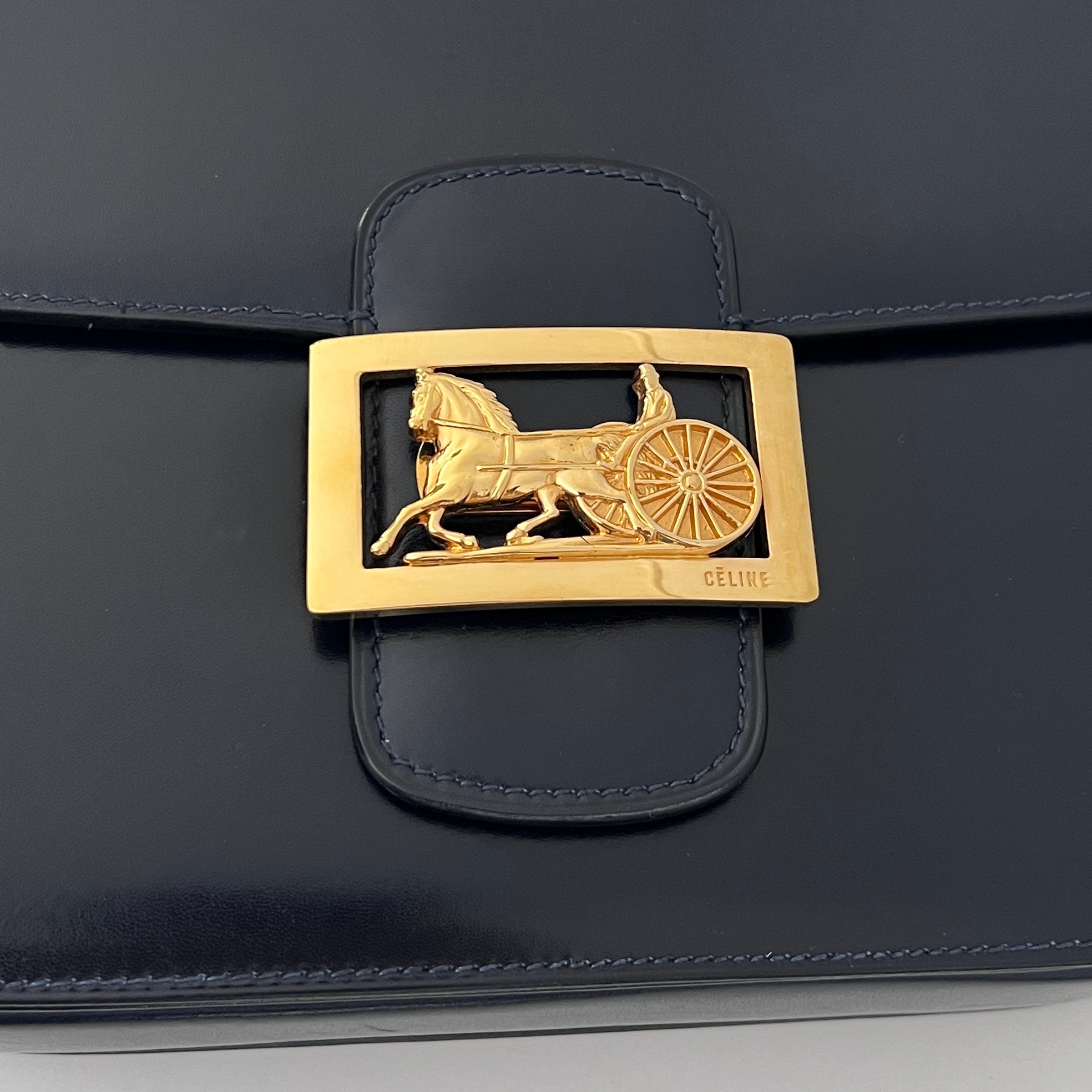 CELINE Triomphe bag in black smooth leather