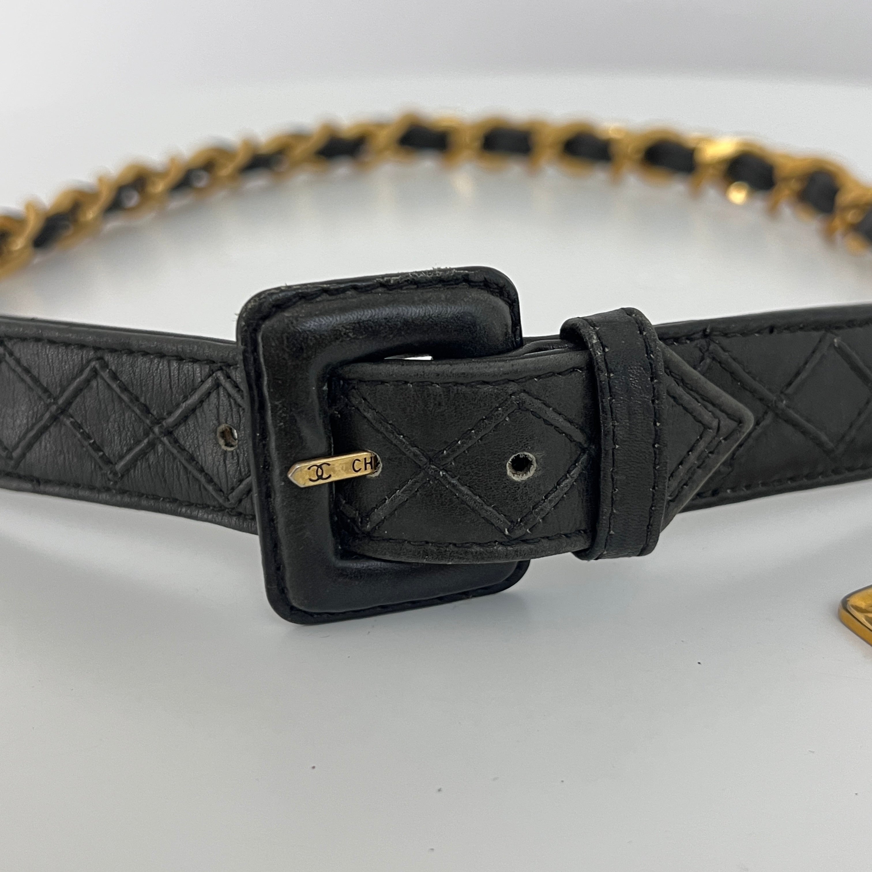 CHANEL CC Interlaced Chain Belt Circa 1990