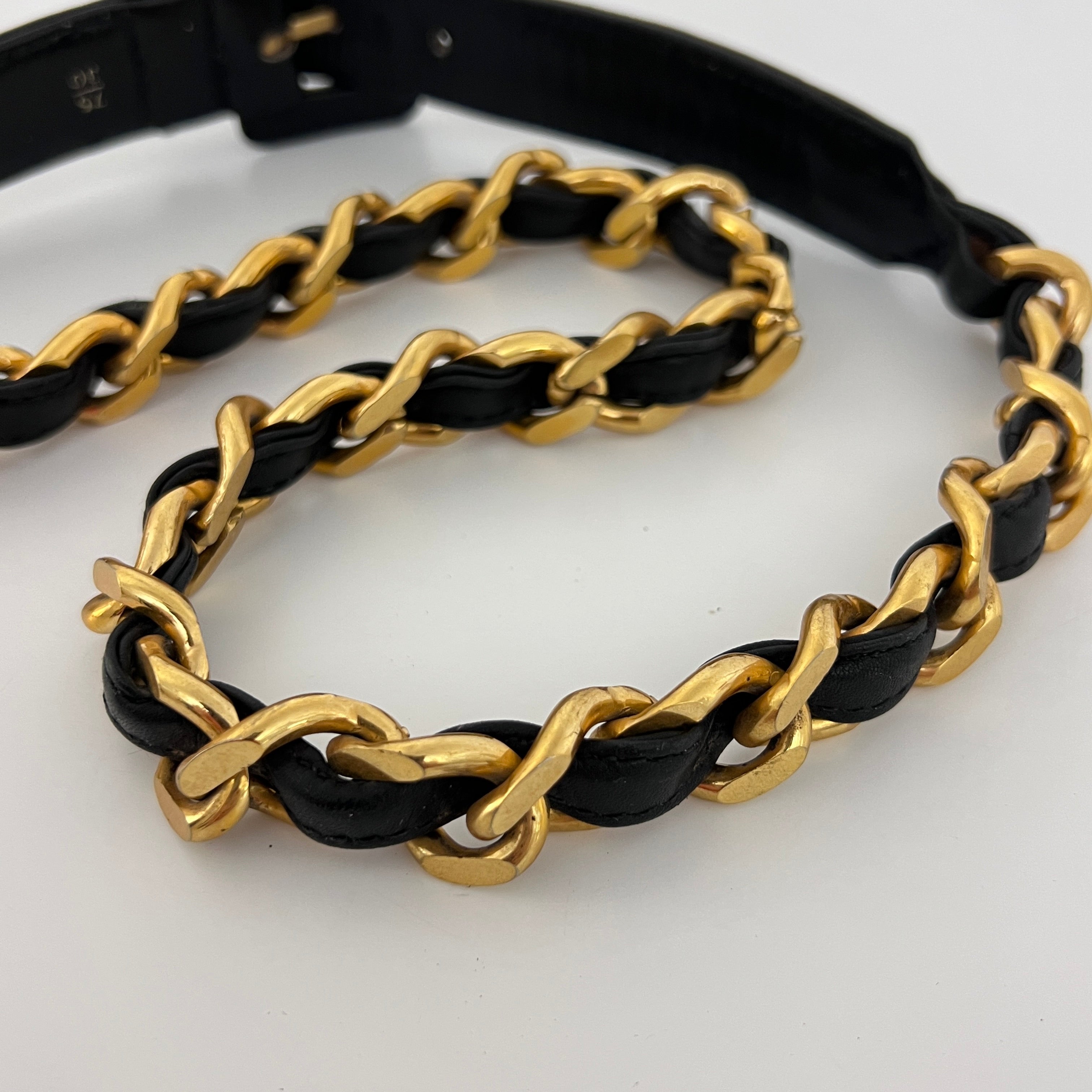 CHANEL CC Interlaced Chain Belt Circa 1990