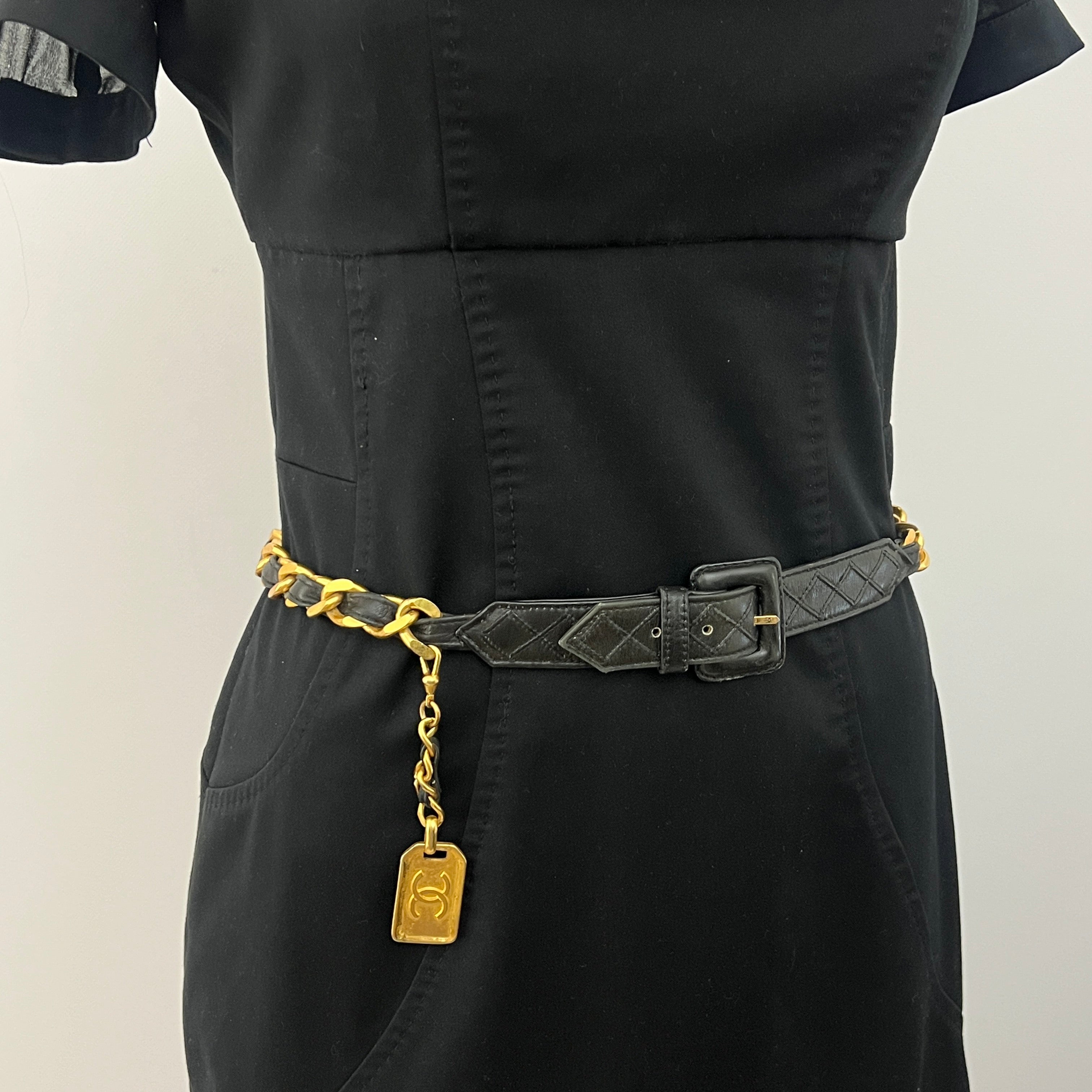 CHANEL CC Interlaced Chain Belt Circa 1990