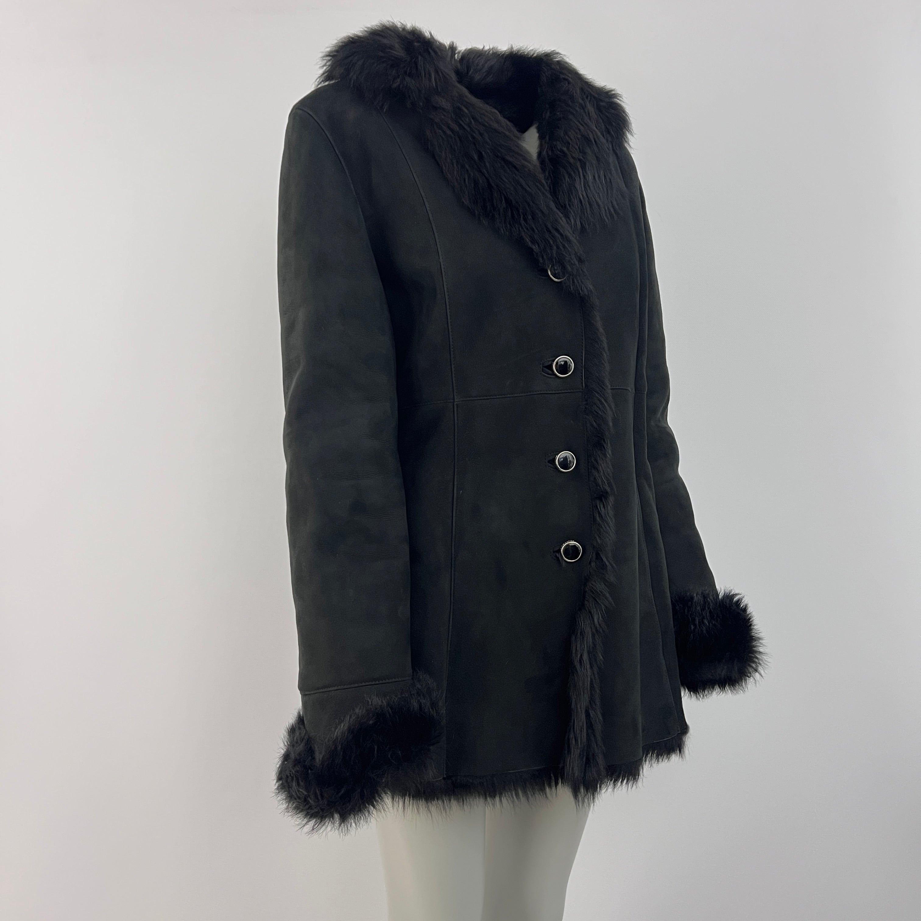 Manteau COURRÈGES en daim noir et fourrure synthétique vintage circa 1990