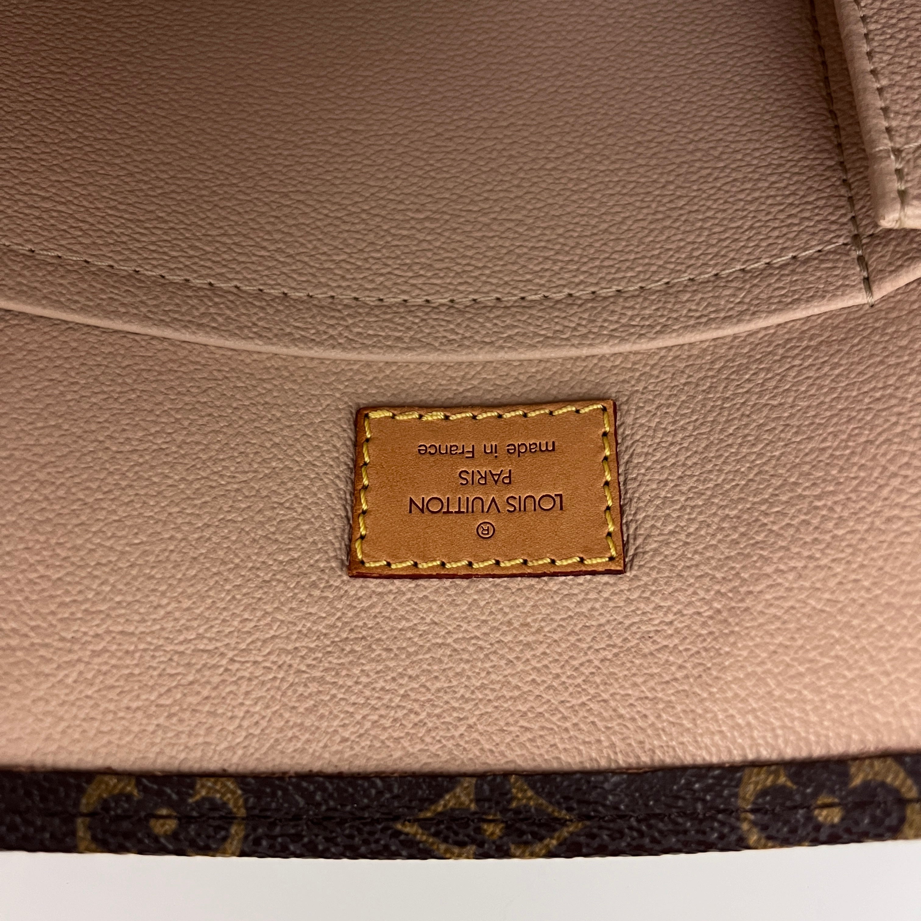 Sac LOUIS VUITTON Sac Plat toile et cuir marron vintage 2005