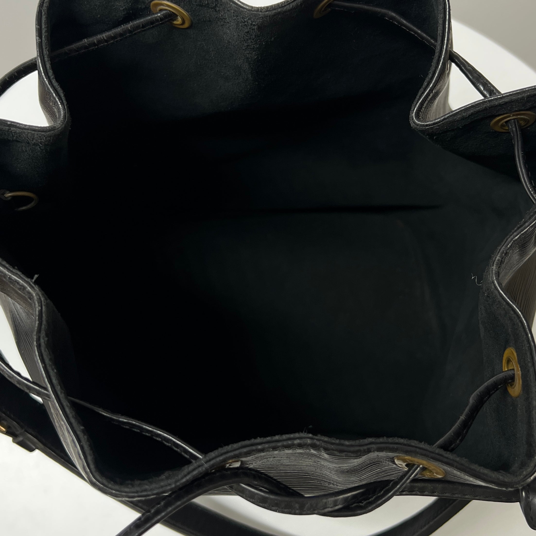 LOUIS VUITTON Noé GM black epi leather handbag