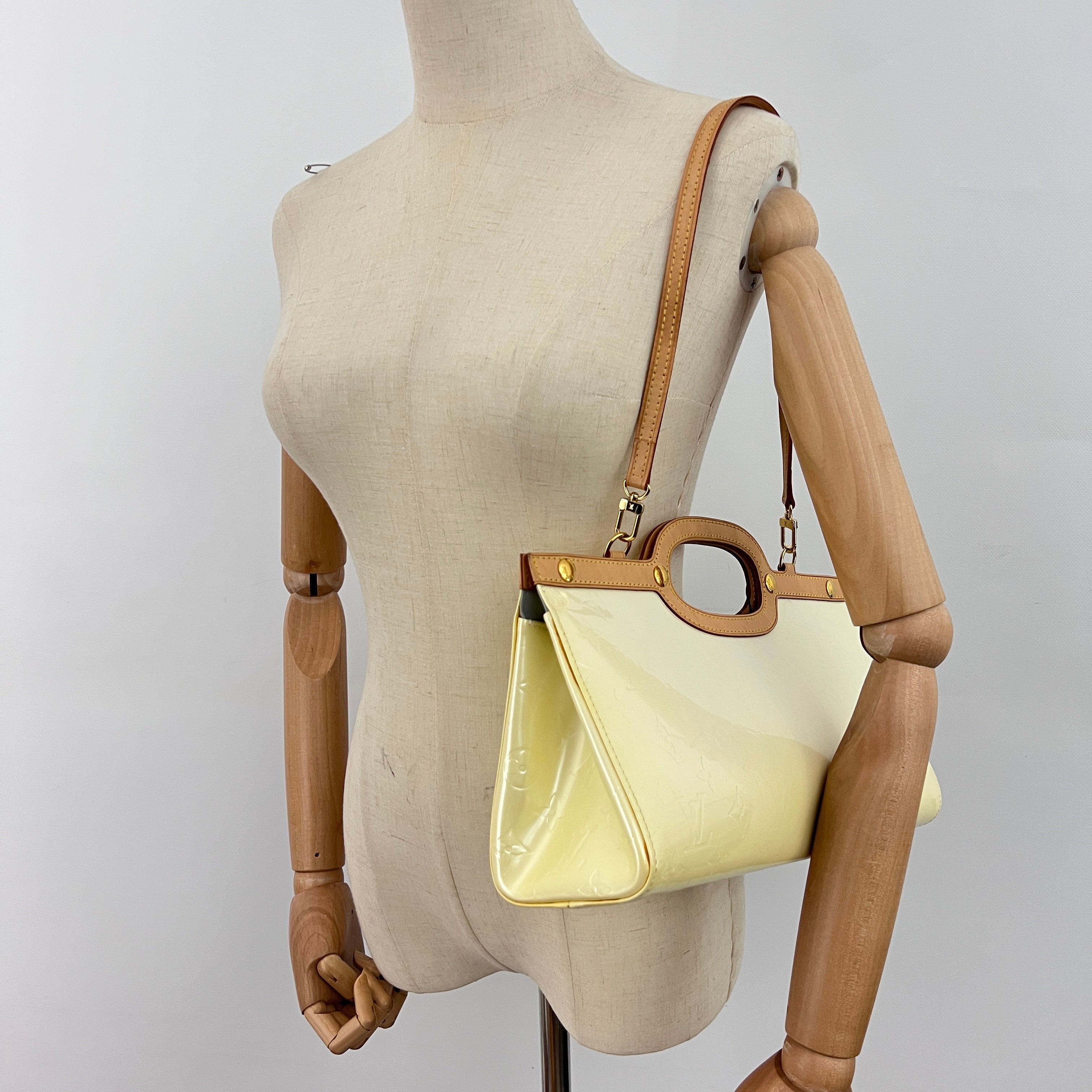 Sac LOUIS VUITTON Roxbury cuir verni perle vintage 2006