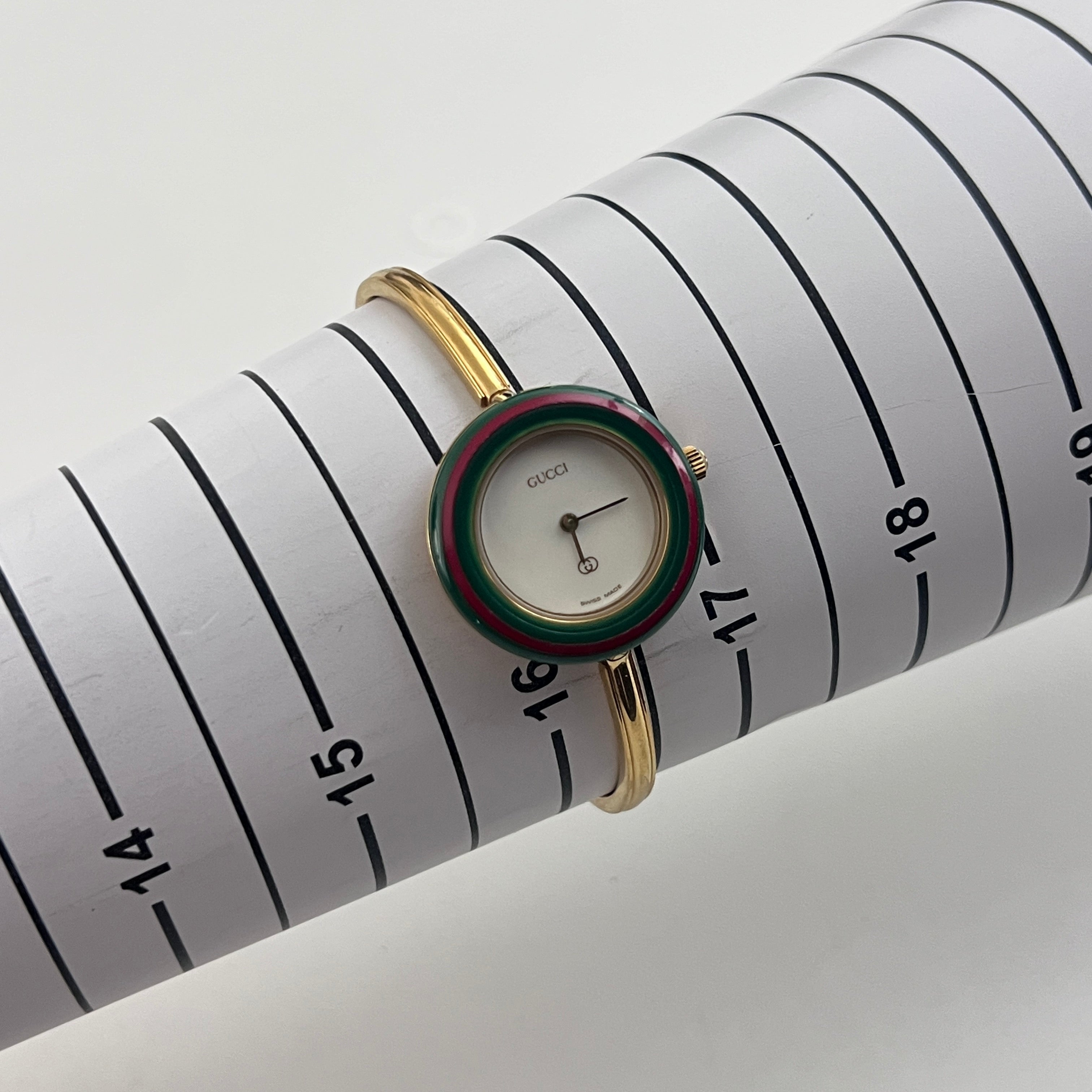 Montre GUCCI Play plaqué or doré