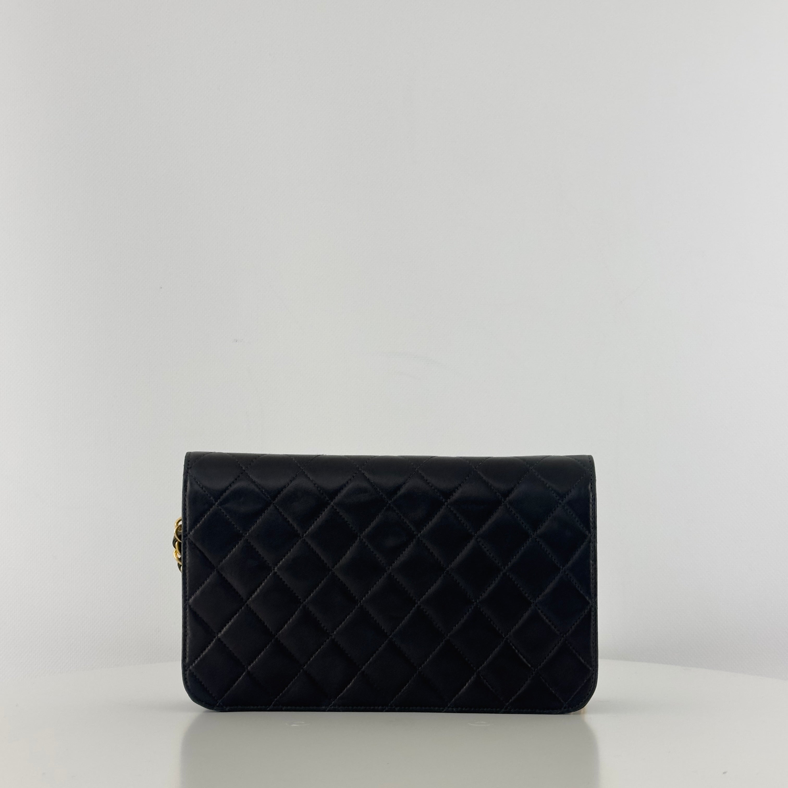Sac à main CHANEL Timeless WOC Small cuir d'agneau noir