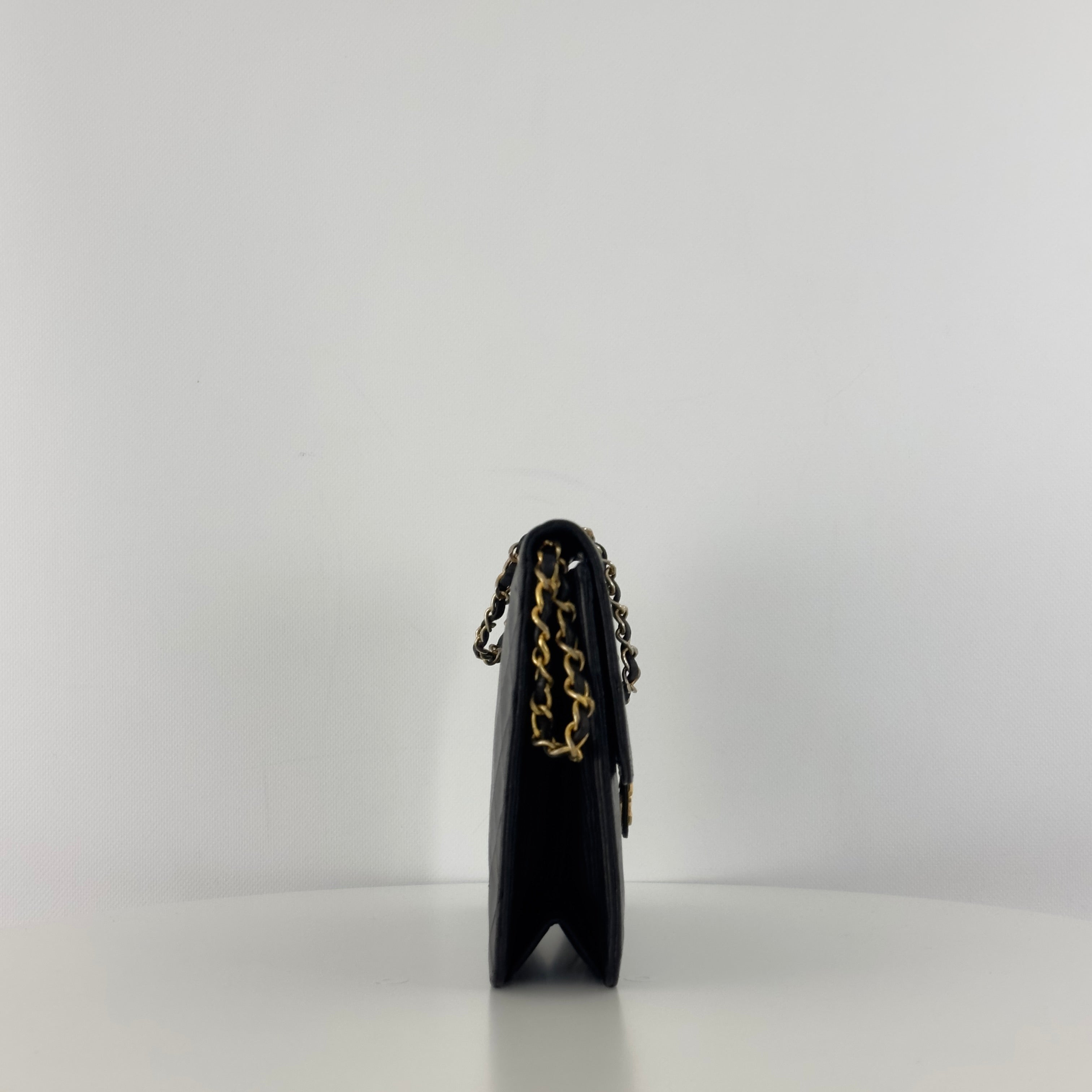 Sac à main CHANEL Timeless WOC Medium cuir d'agneau noir