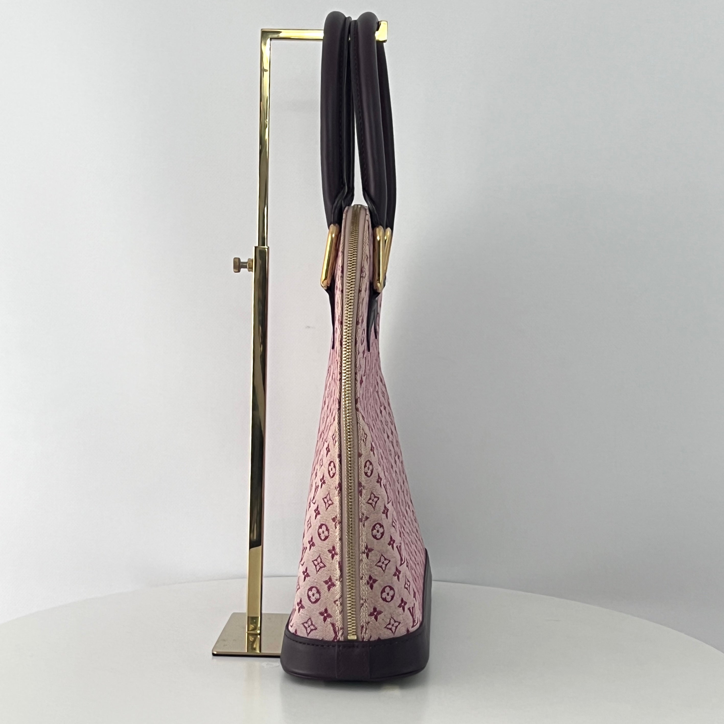 LOUIS VUITTON Alma Handbag in pink canvas and leather