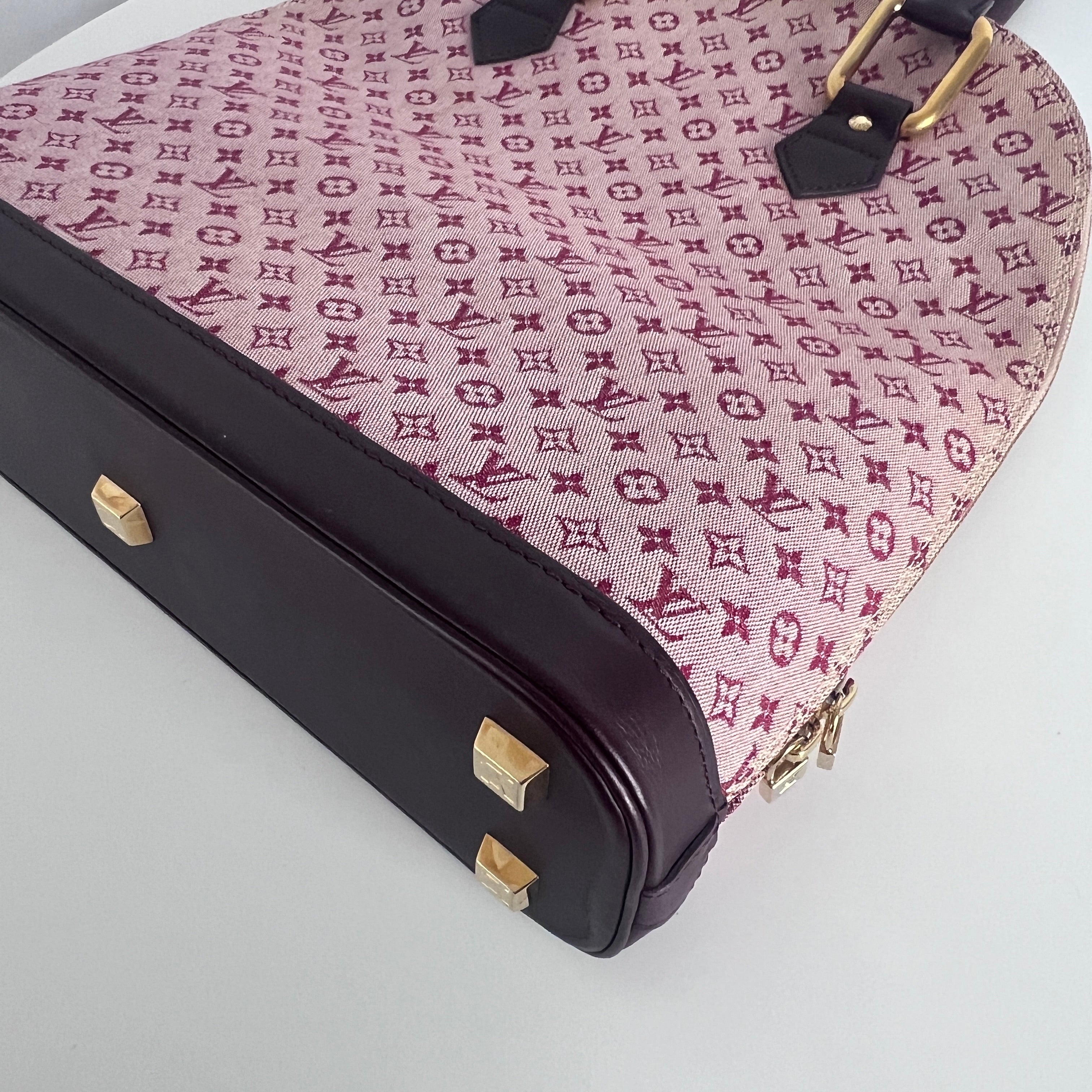LOUIS VUITTON Alma Handbag in pink canvas and leather