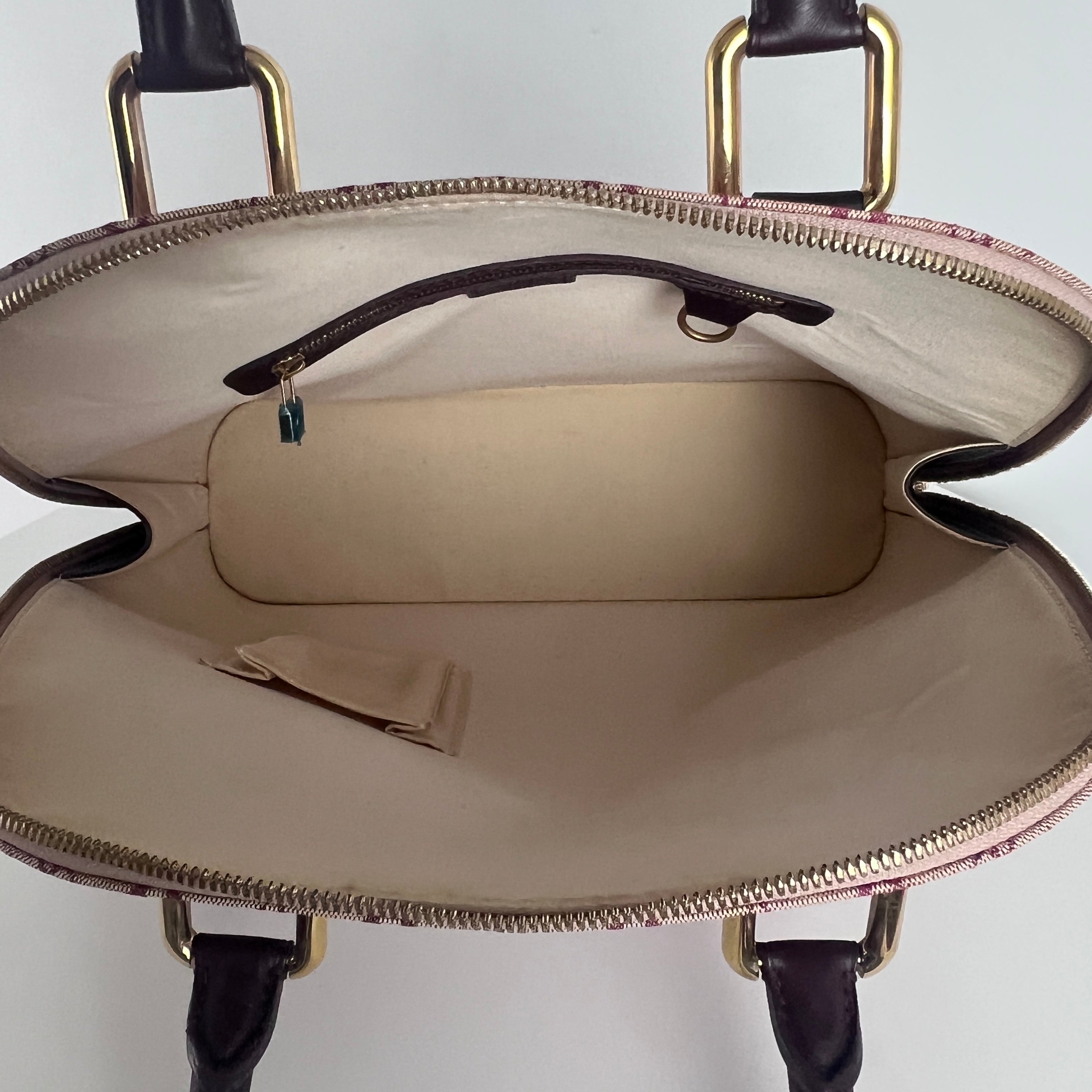 LOUIS VUITTON Alma Handbag in pink canvas and leather