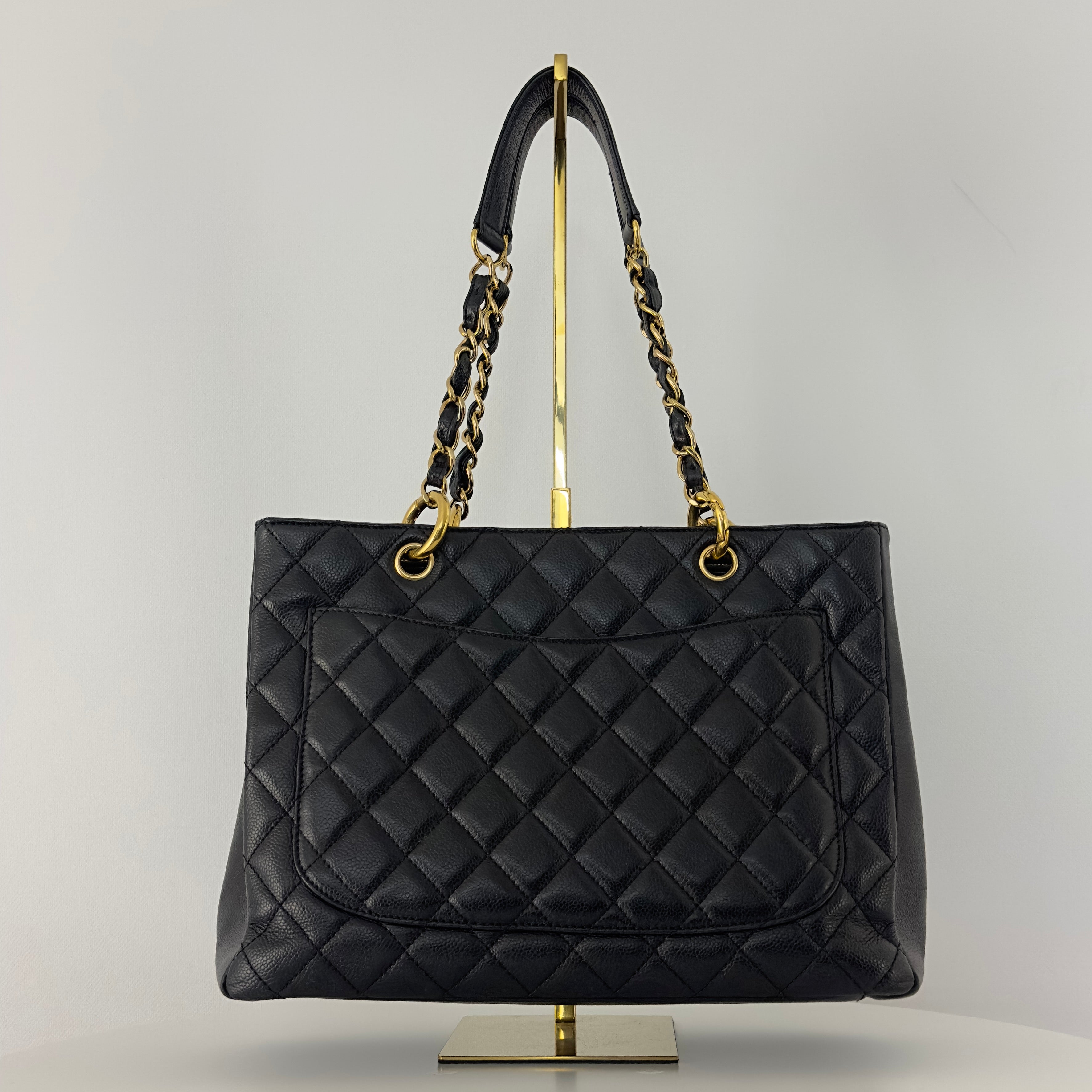 Sac à main CHANEL Grand Shopping Tote cuir caviar noir