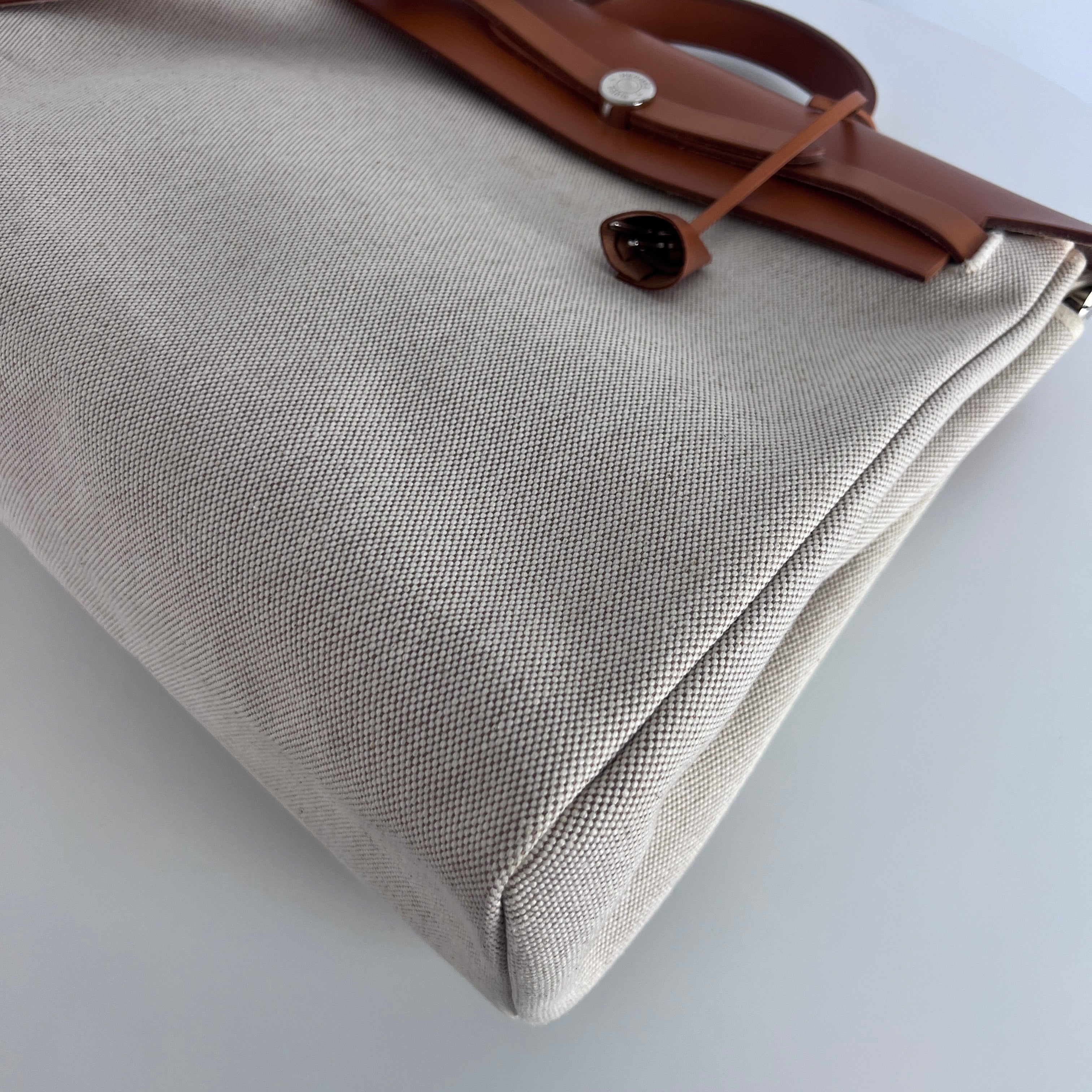 Sac à main HERMÈS Herbag 39 toile et cuir marron