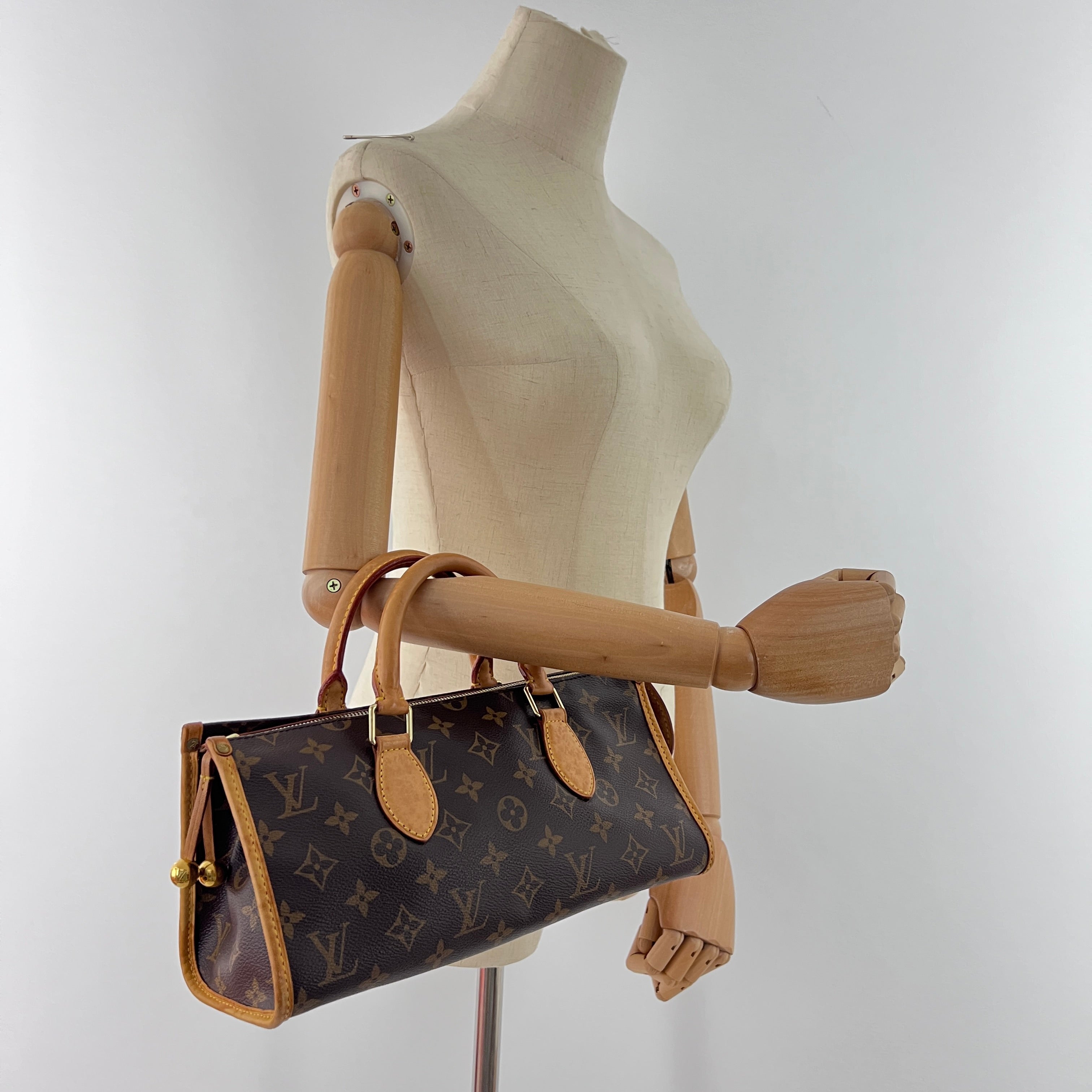 Sac à main LOUIS VUITTON Popincourt toile et cuir marron