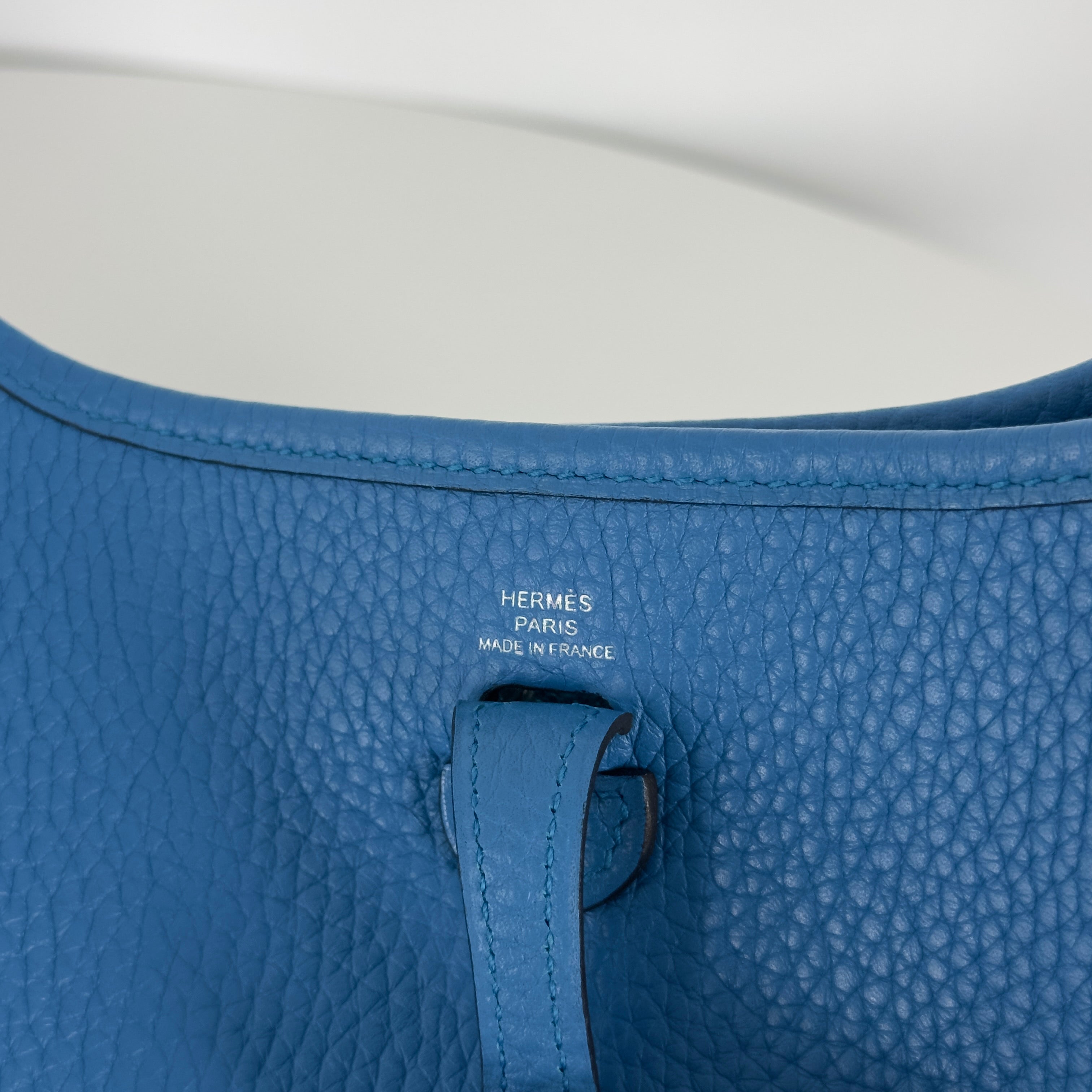 Sac à main HERMÈS Evelyne TPM (Mini) cuir clémence bleu