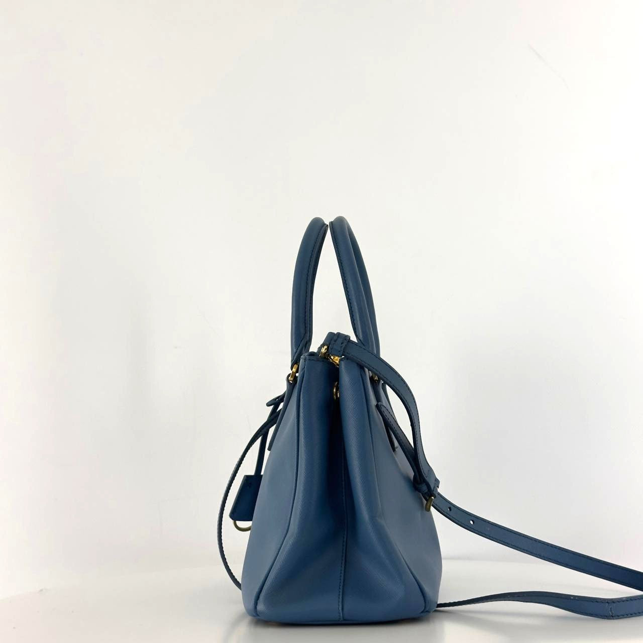 Sac à main PRADA Galleria cuir bleu