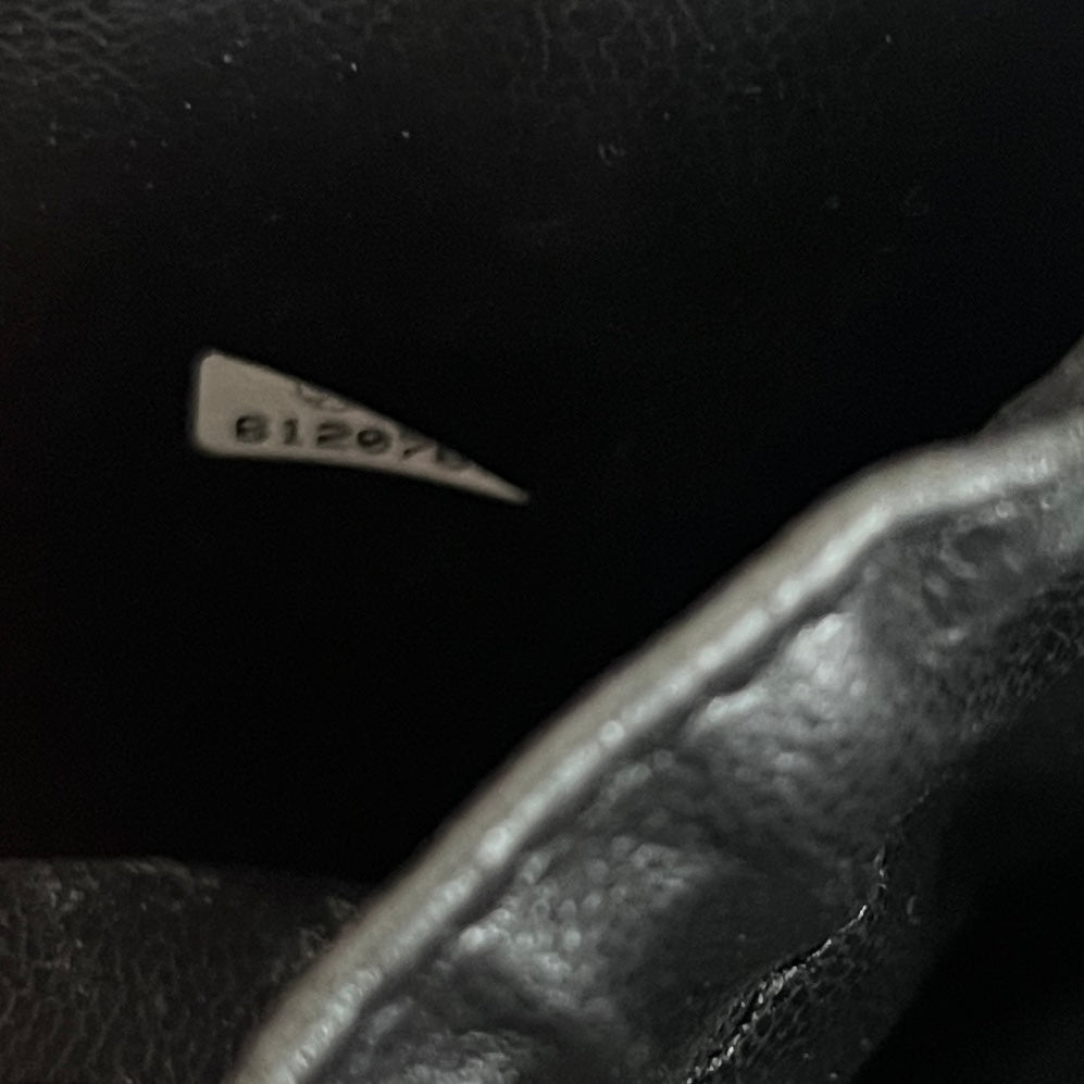 Vanity Case CHANEL CC en cuir caviar noir