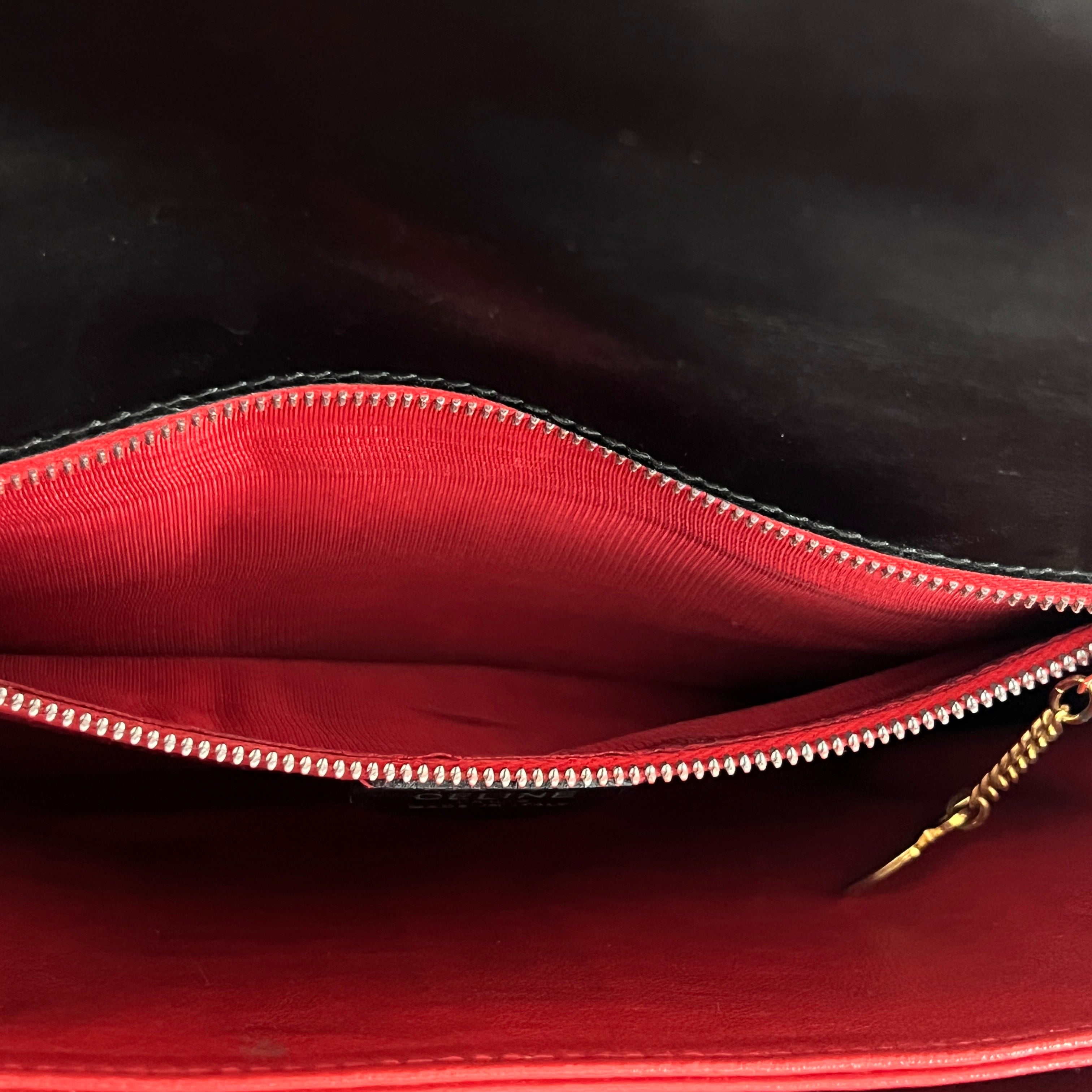 Sac à main CELINE Triomphe cuir noir