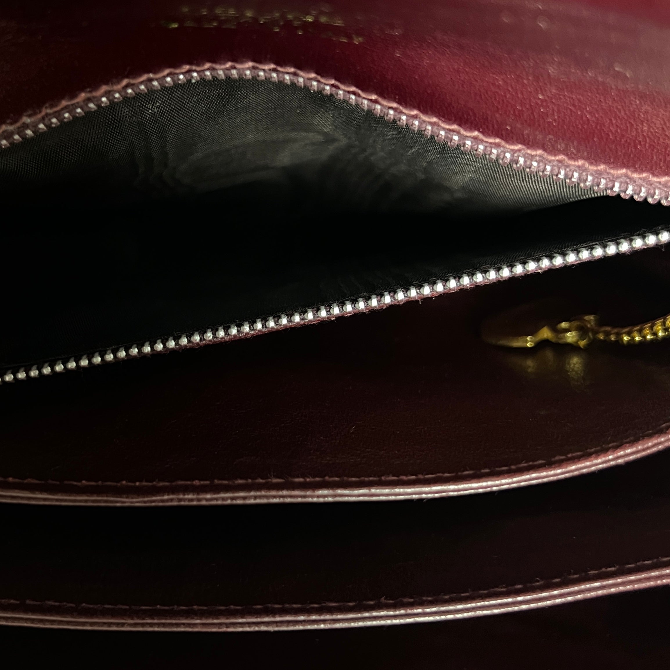 Sac à main CELINE Triomphe cuir bordeaux