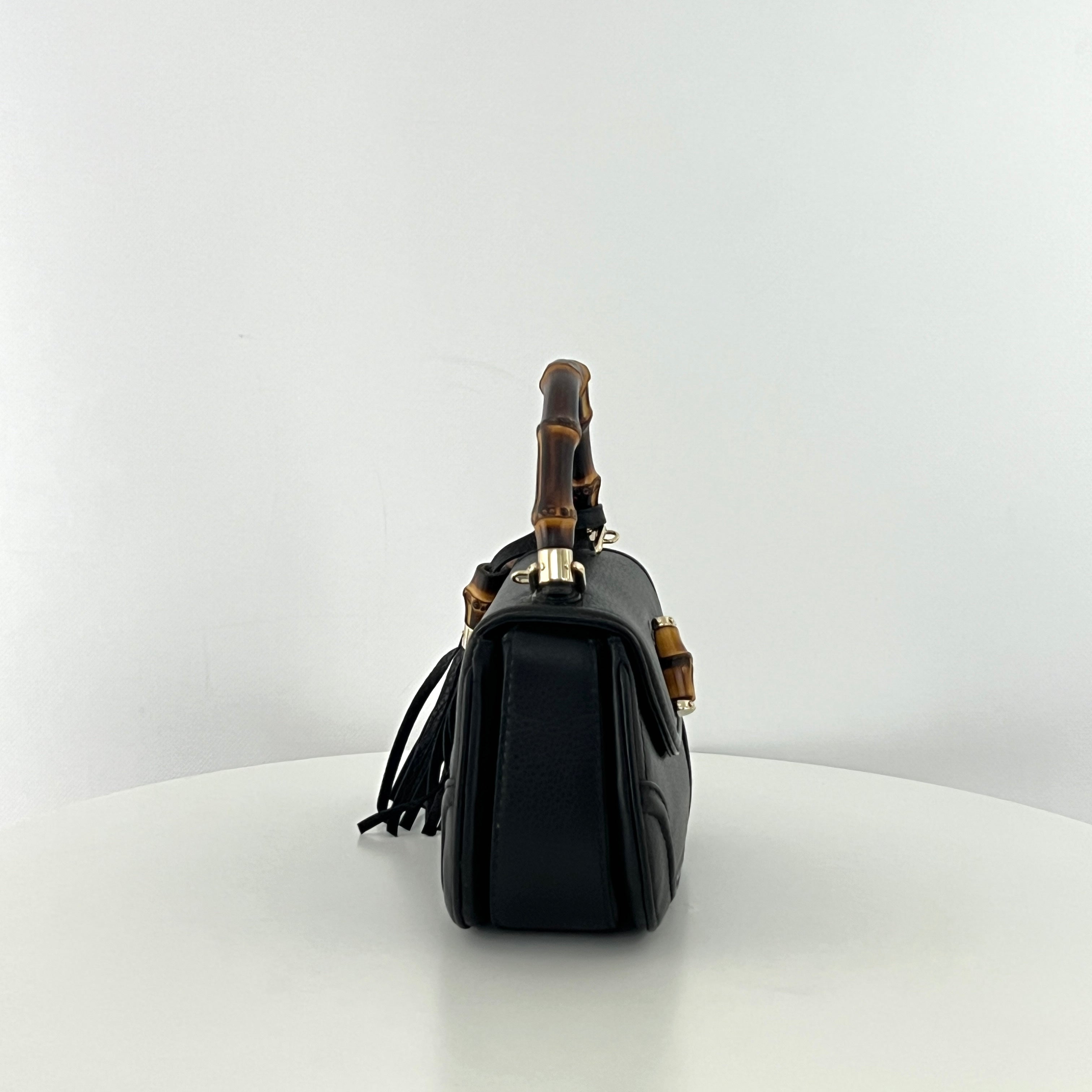 Sac à main GUCCI Bamboo 1947 cuir noir