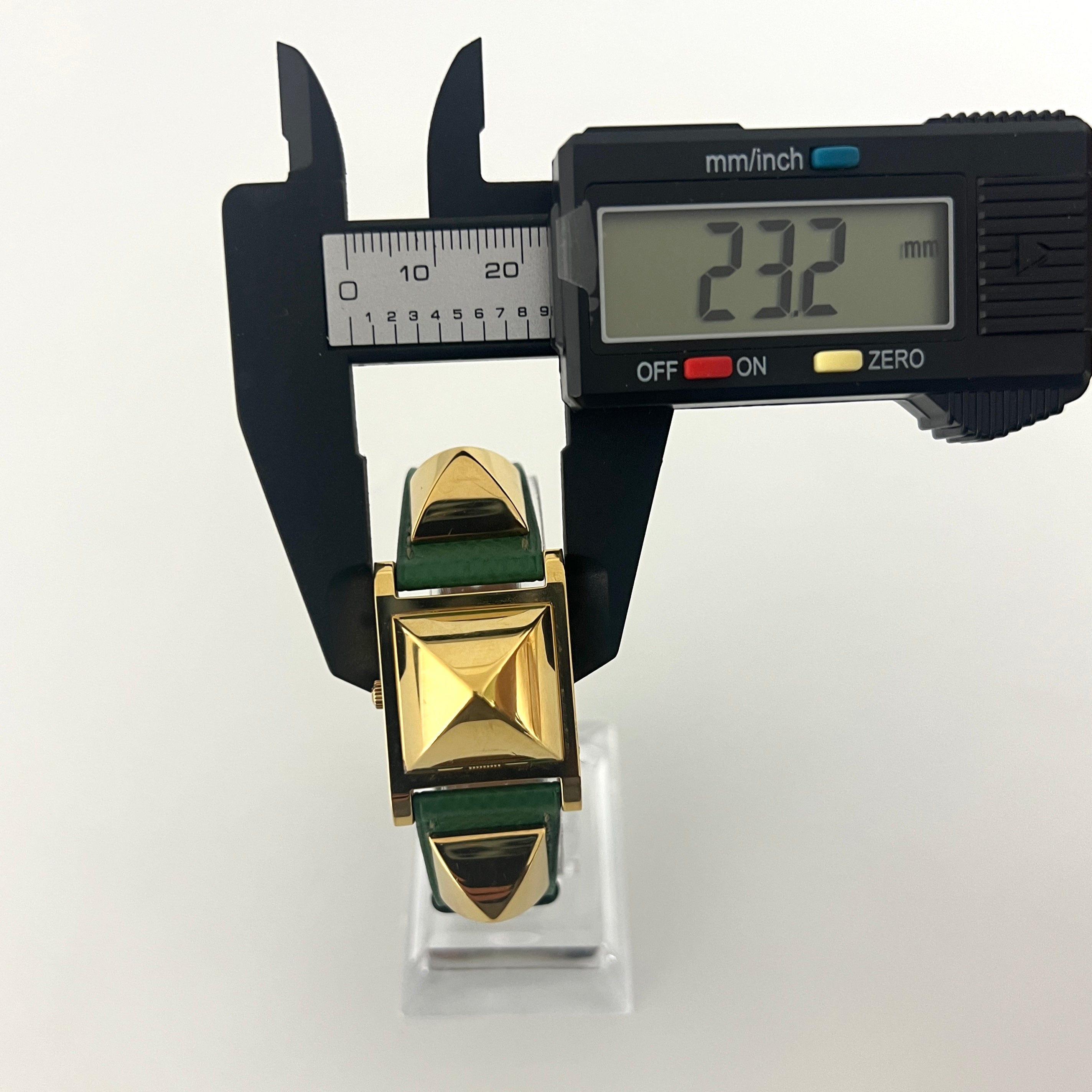 HERMÈS Médor watch, gold-plated