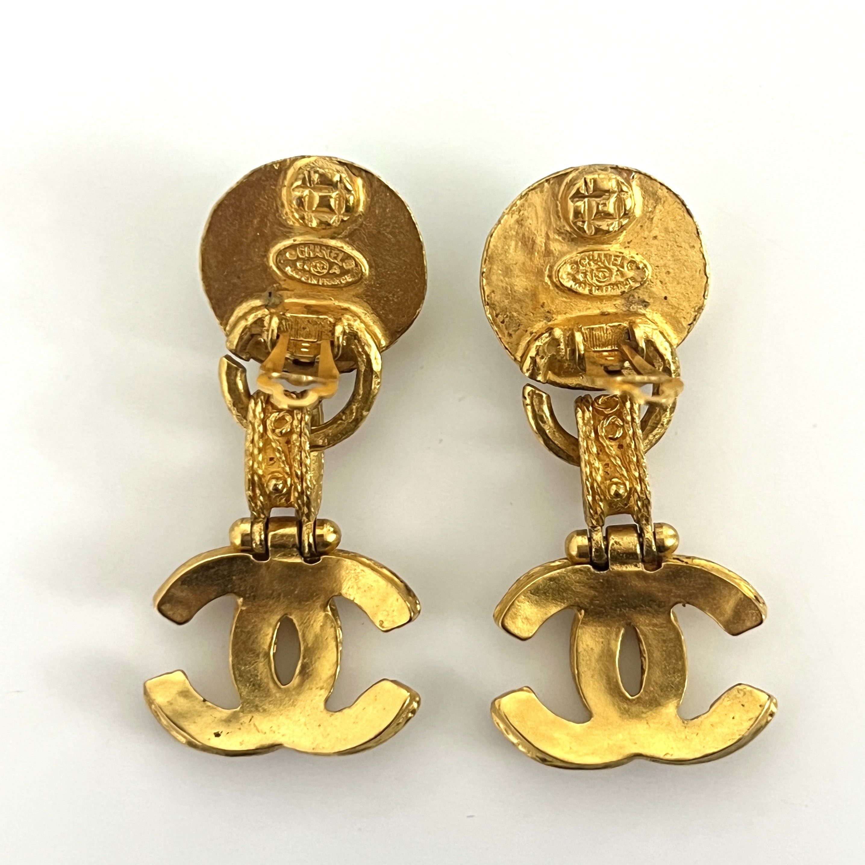 Boucles d'oreilles CHANEL Turquoise CC Clip On