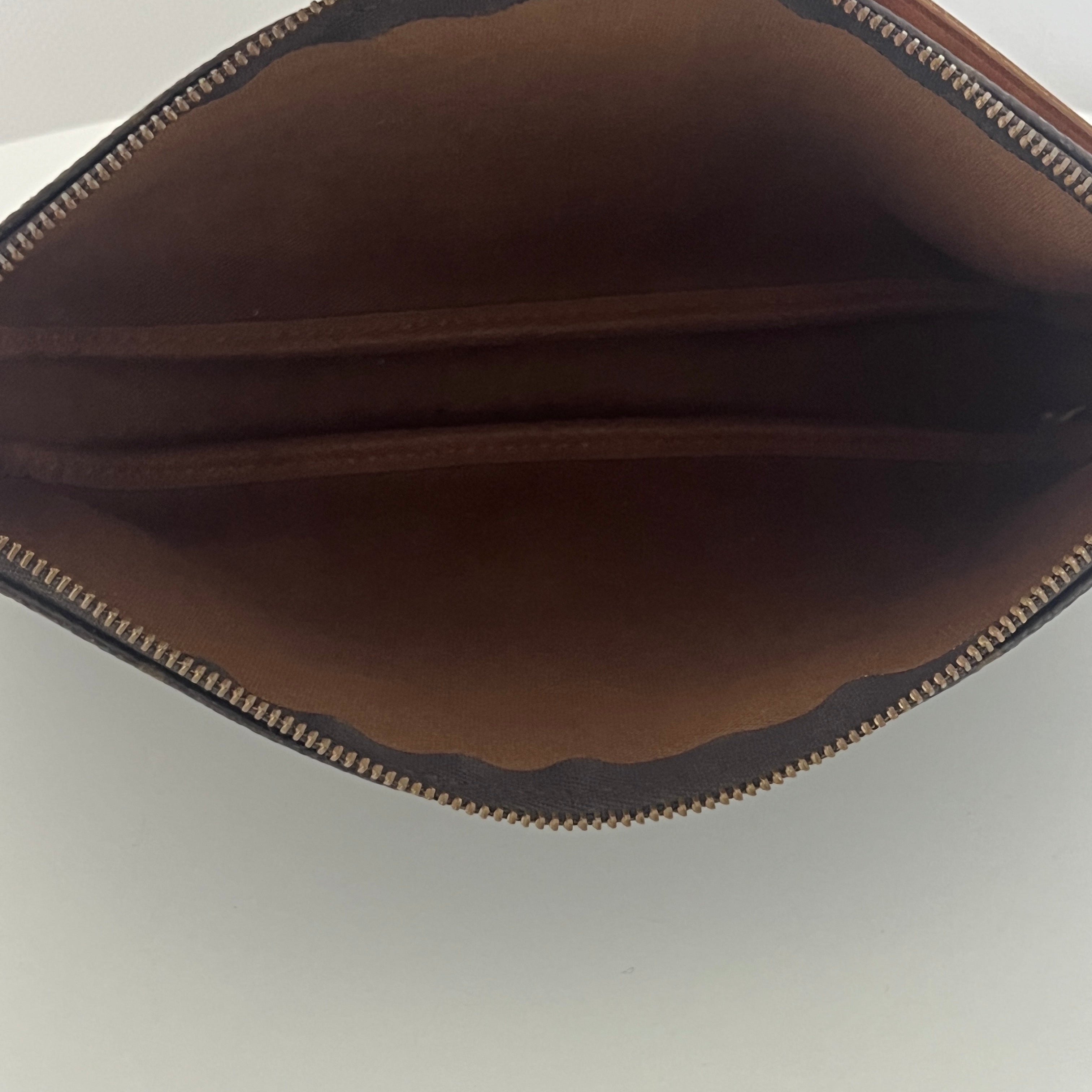 Sac à main LOUIS VUITTON Pochette Accessoires toile et cuir marron