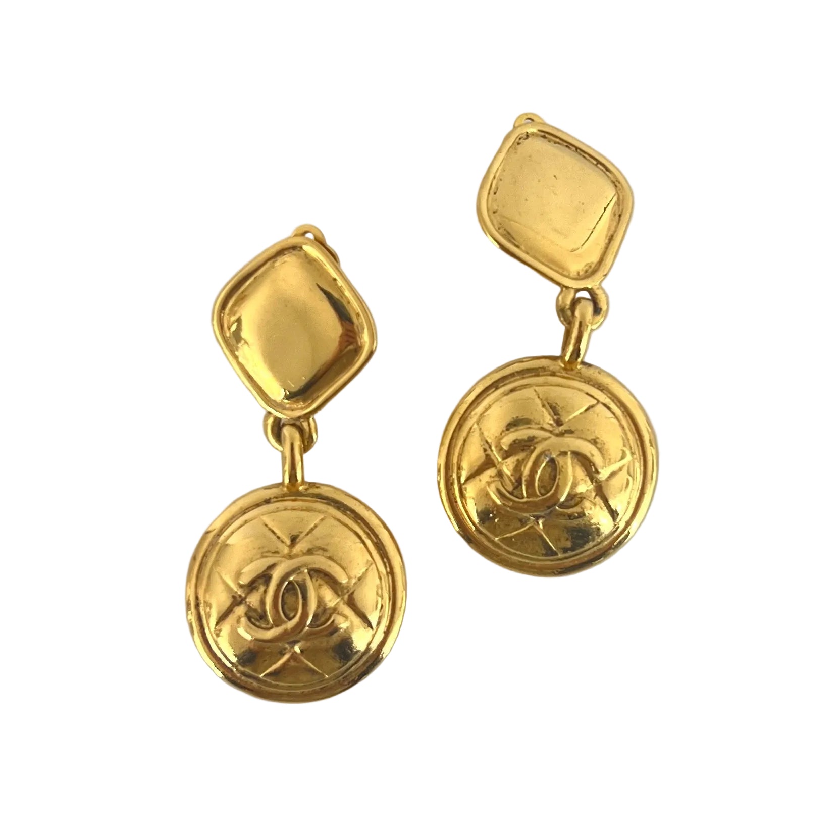 Boucles d'oreilles CHANEL Matelassé CC Clip On