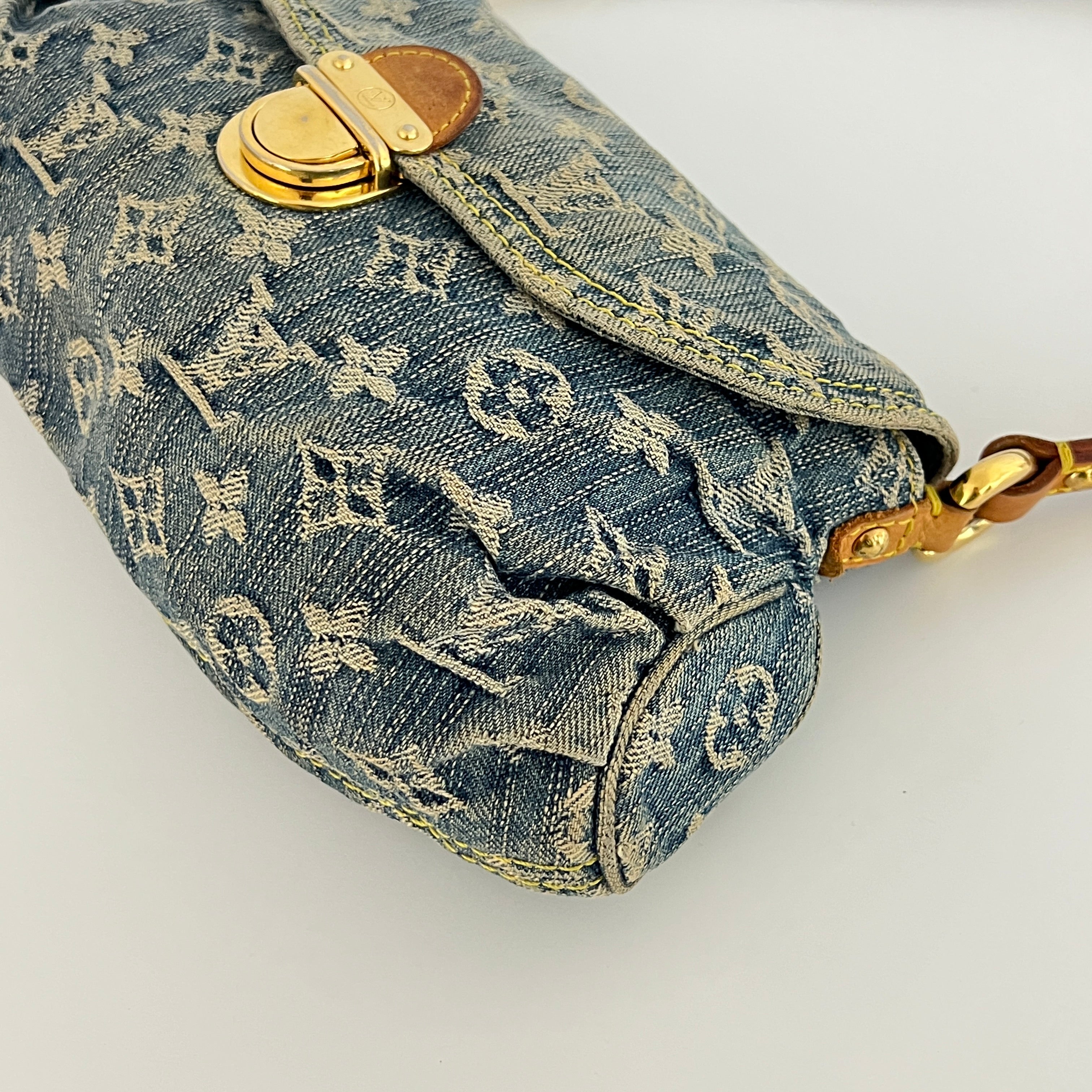 Sac à main LOUIS VUITTON Pleaty Denim toile et cuir bleu