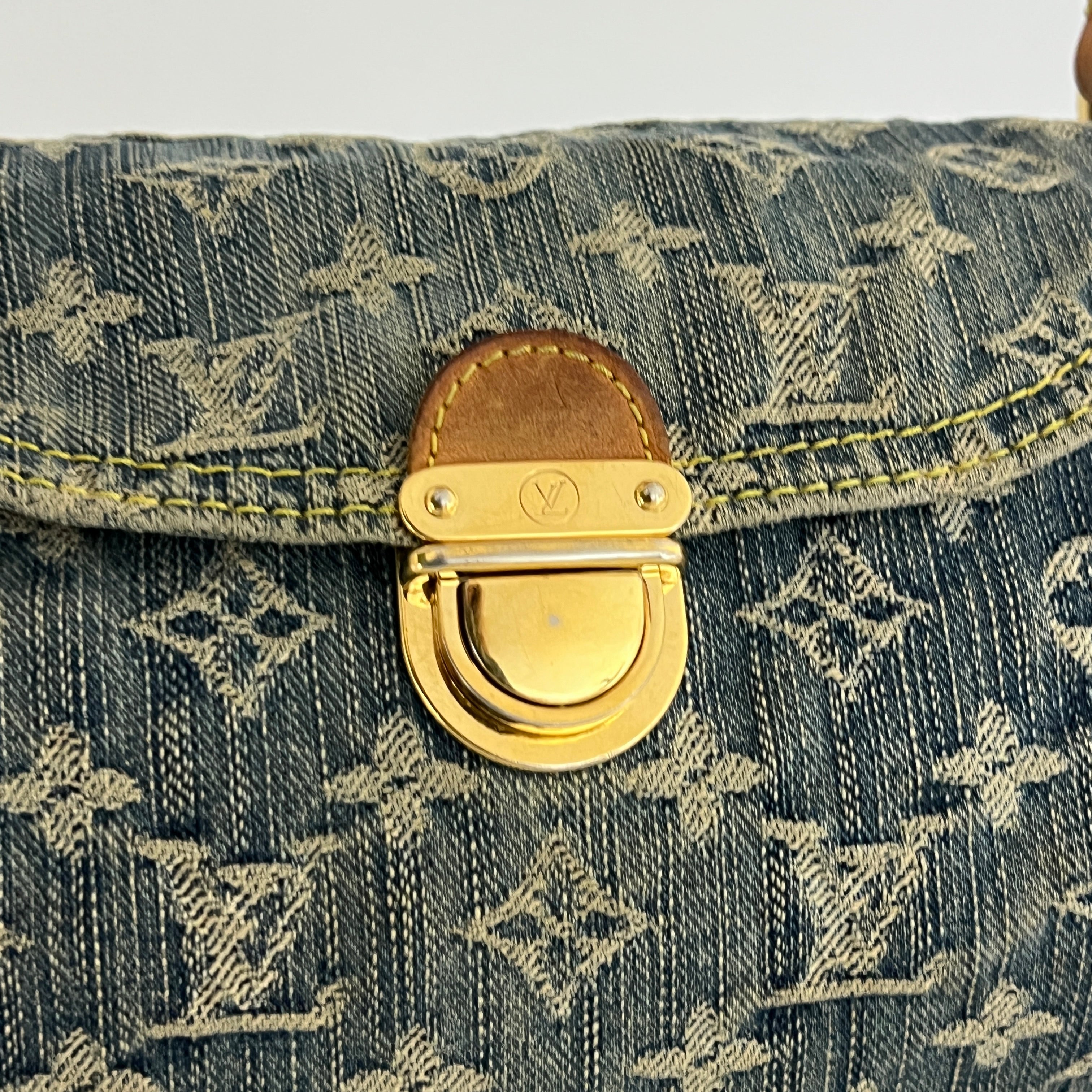 Sac à main LOUIS VUITTON Pleaty Denim toile et cuir bleu