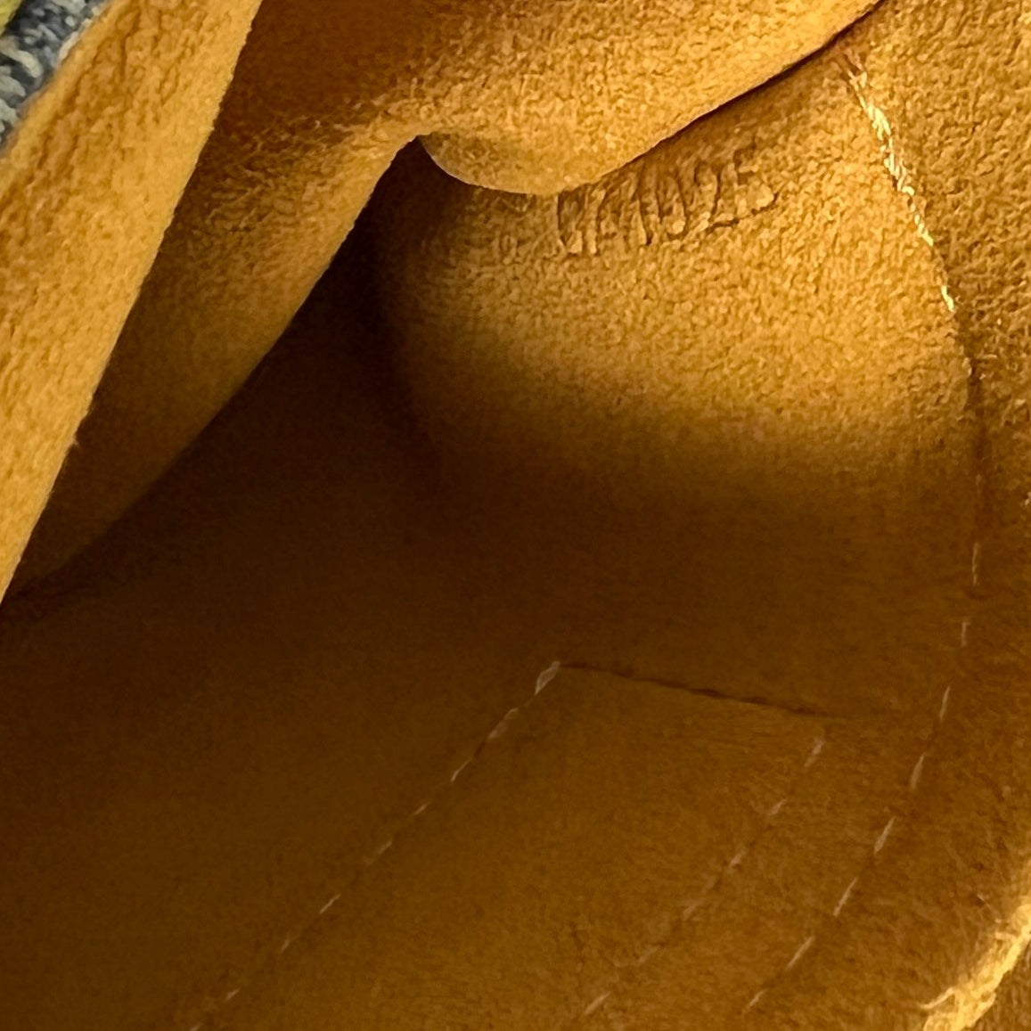 Sac à main LOUIS VUITTON Pleaty Denim toile et cuir bleu