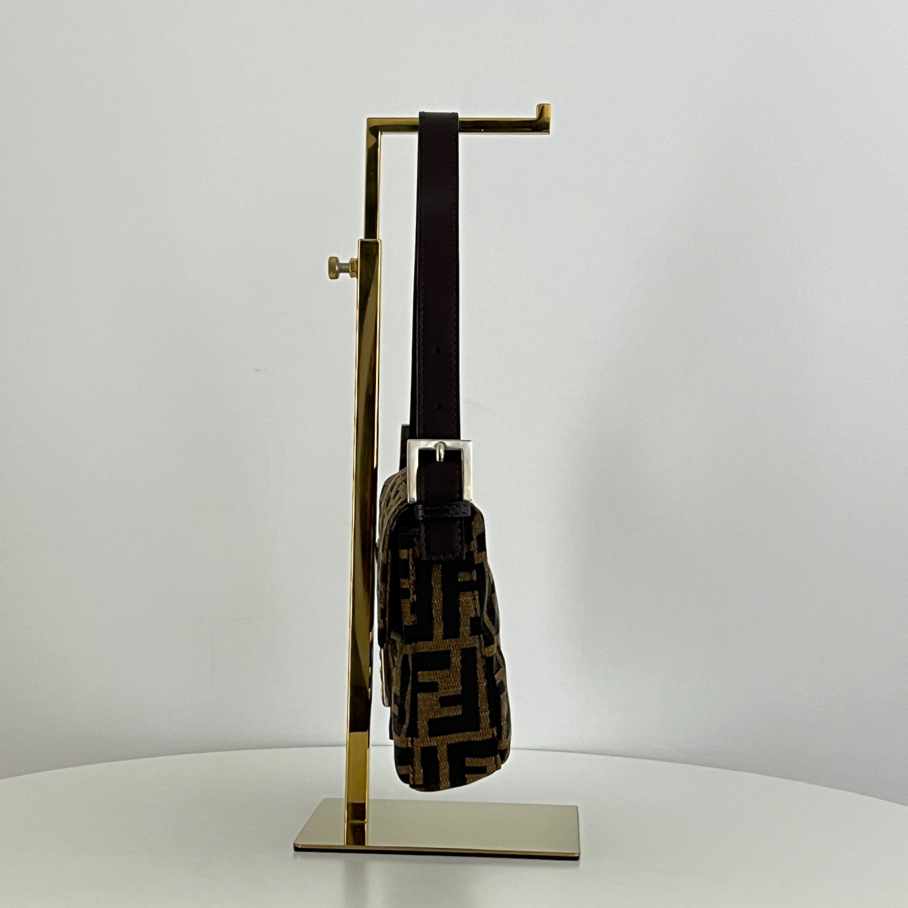 Sac à main FENDI Baguette toile et cuir marron