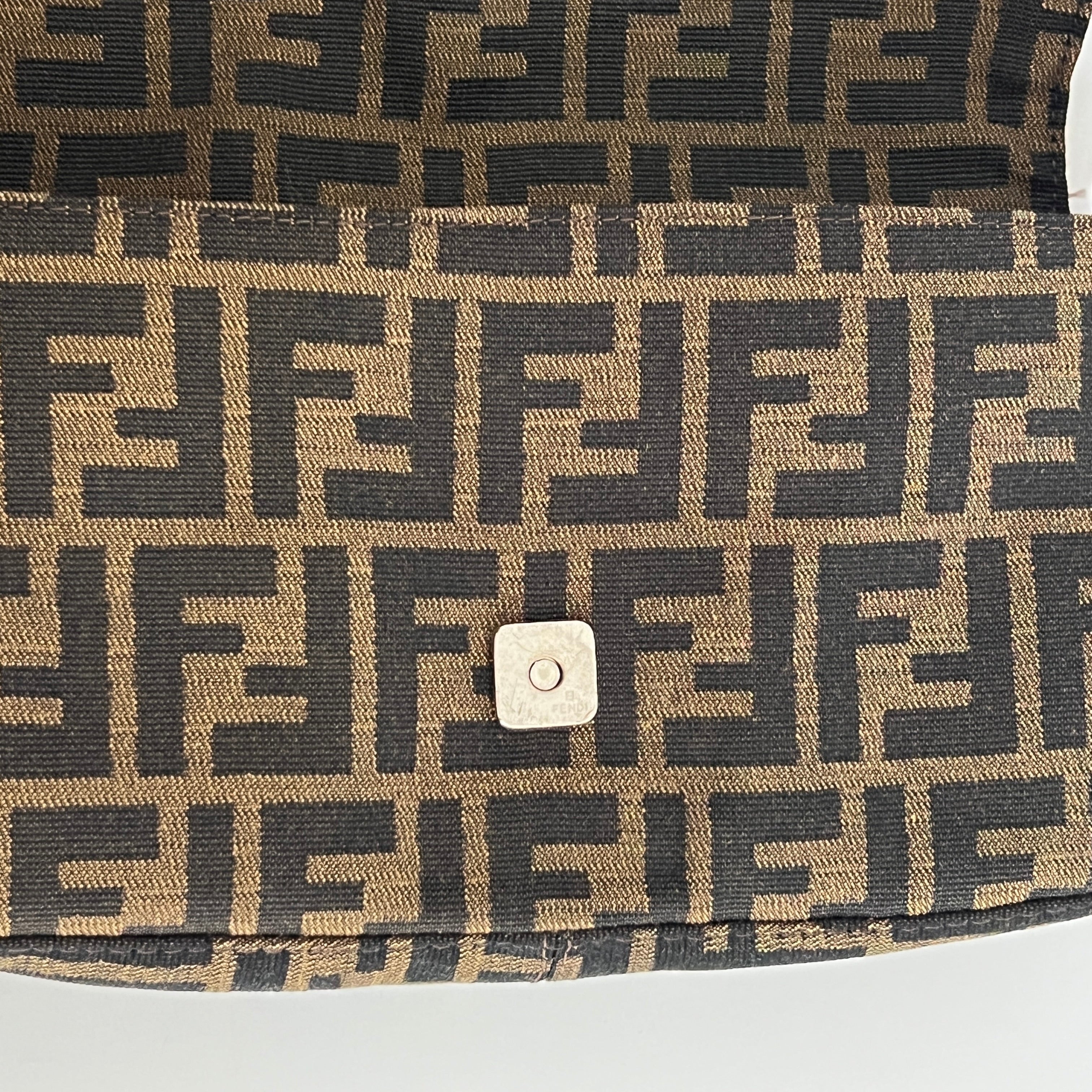Sac à main FENDI Baguette toile et cuir marron