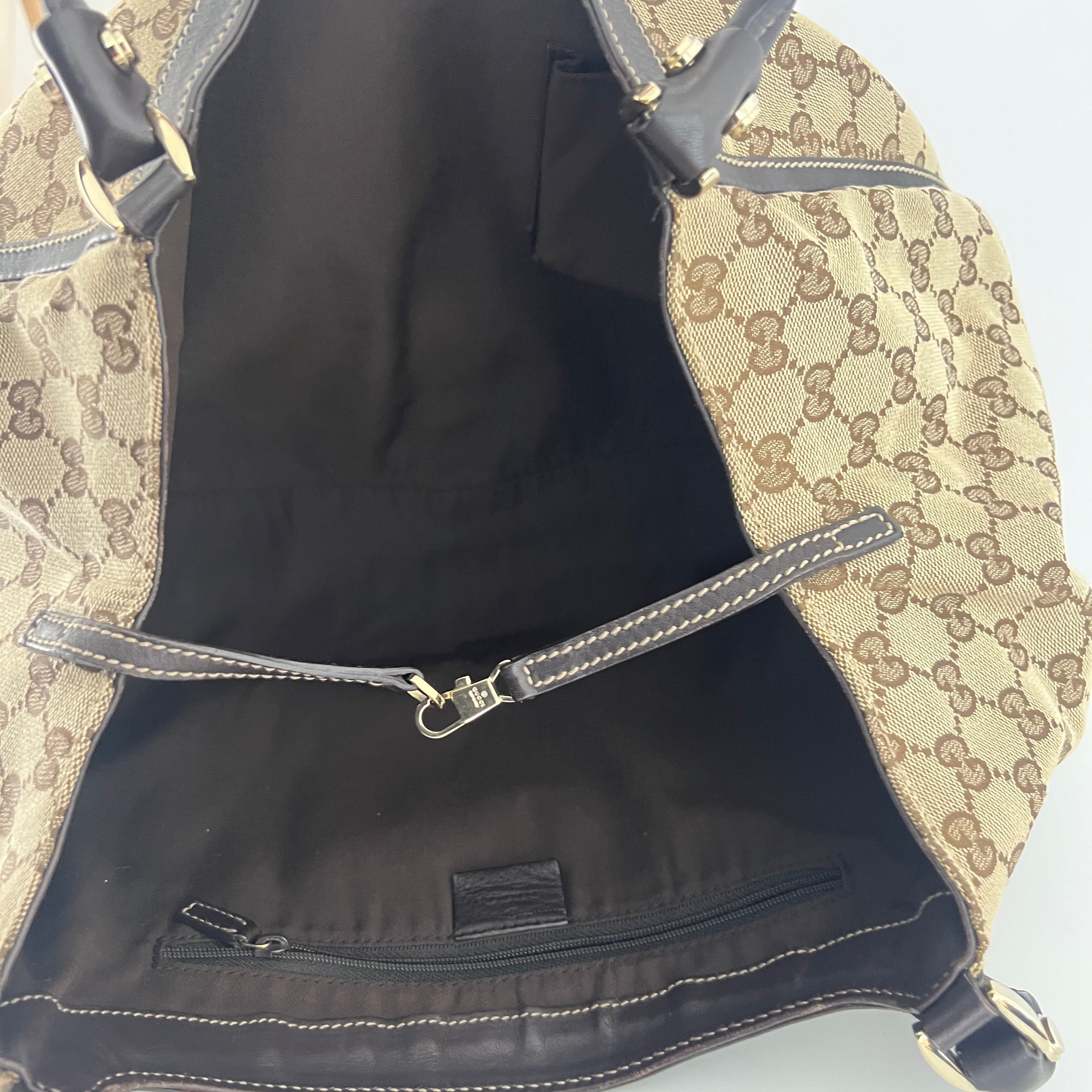GUCCI Abbey Hobo handbag in brown canvas and leather