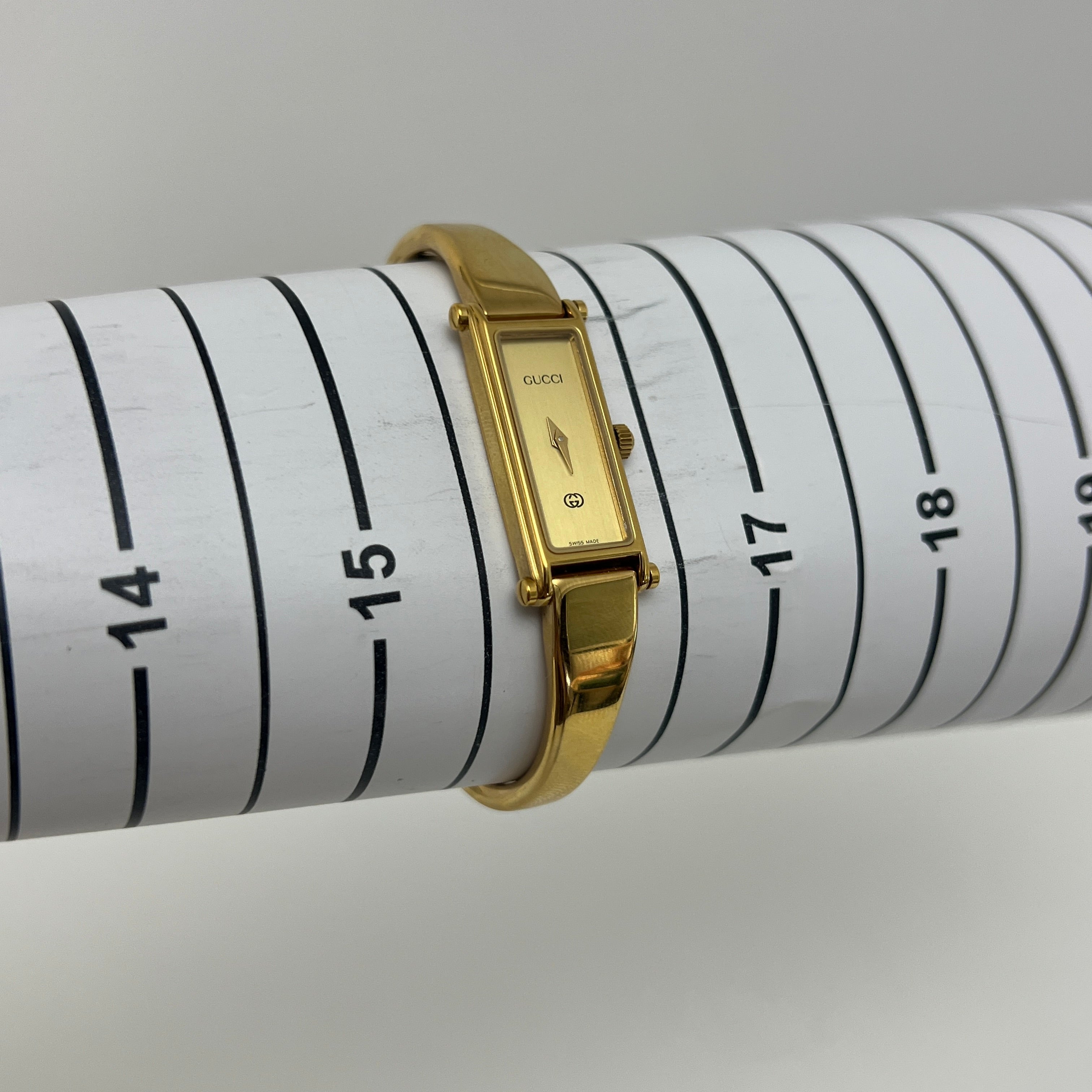 Montre GUCCI 1500 plaquée or dorée