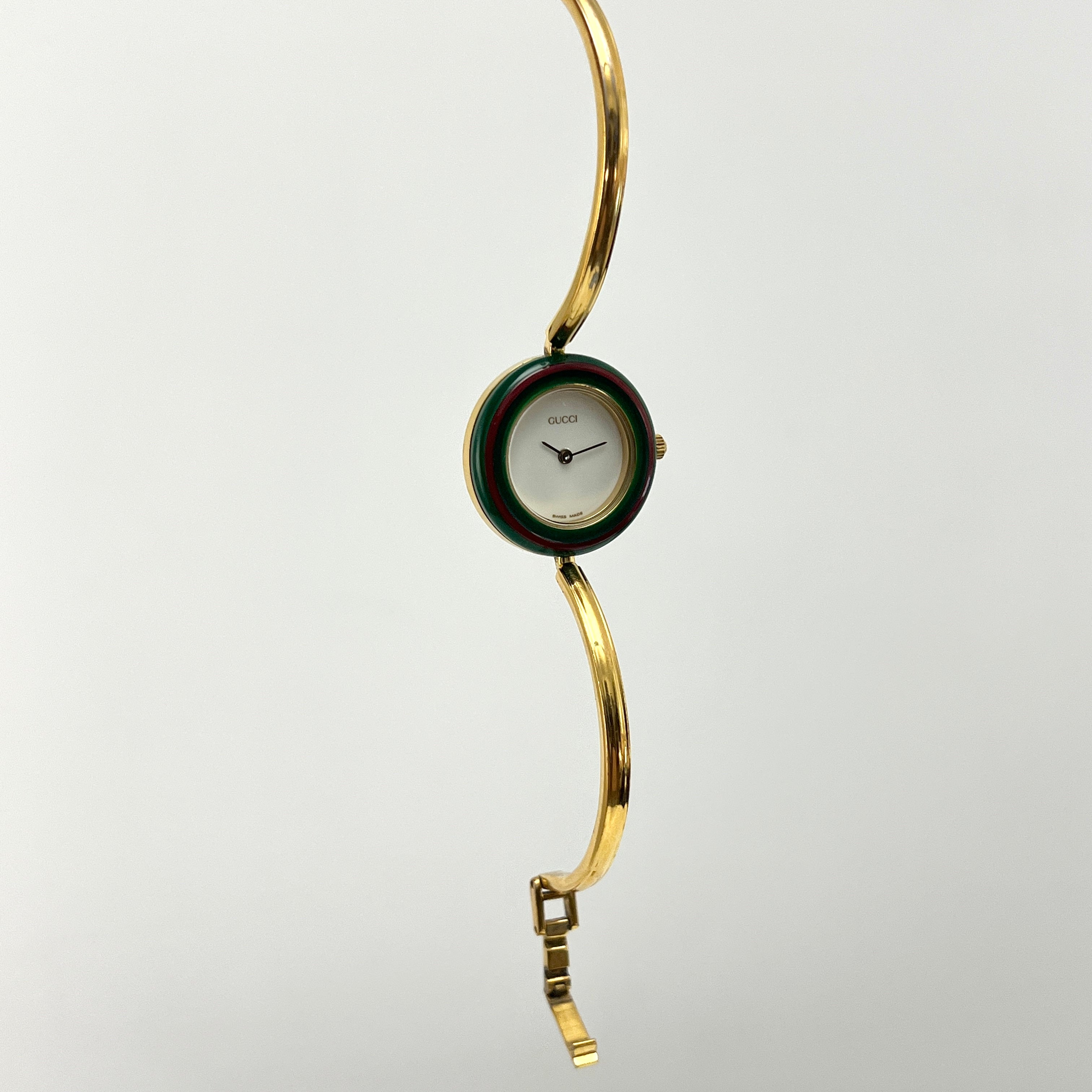 Montre GUCCI Play plaquée or dorée