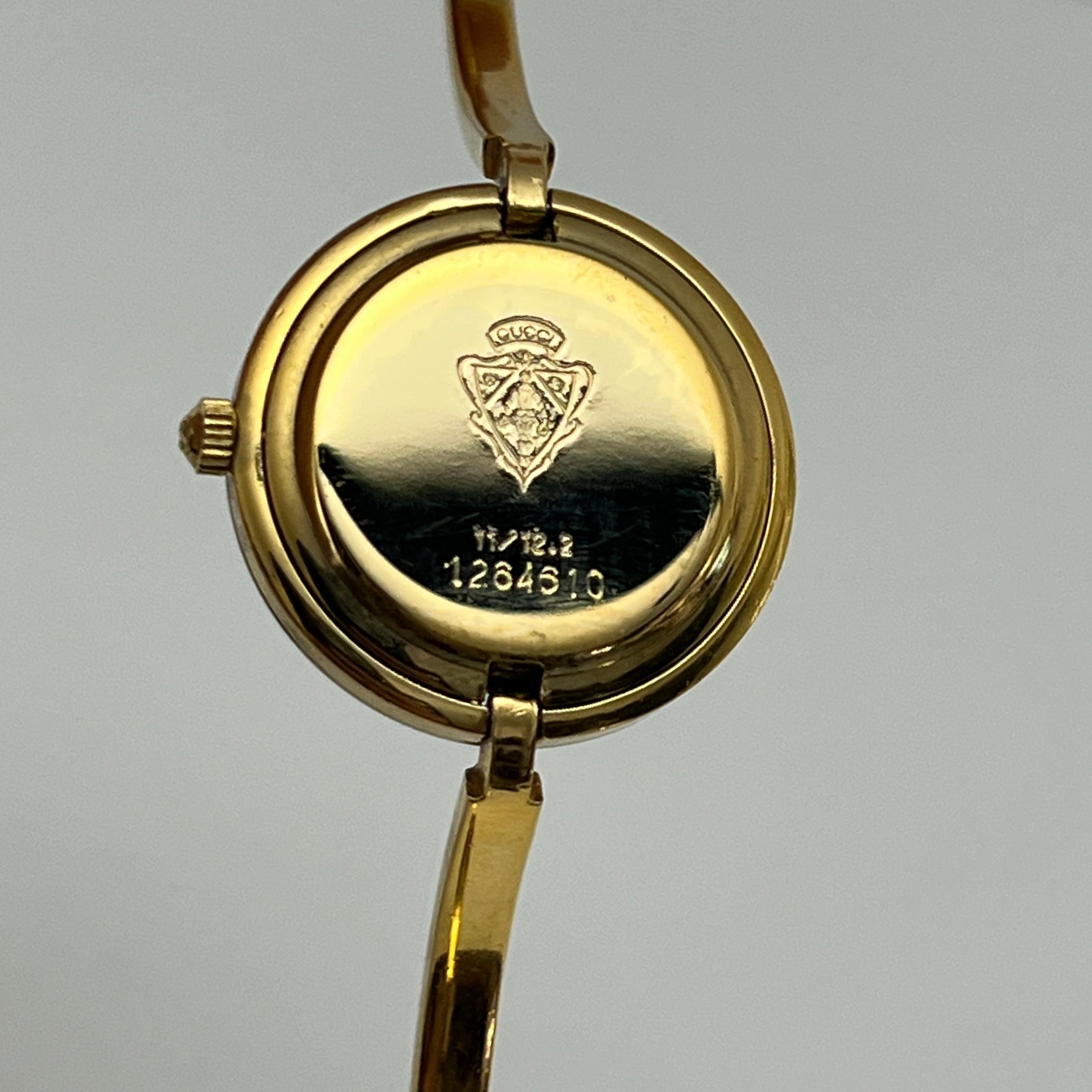 Montre GUCCI Play plaquée or dorée