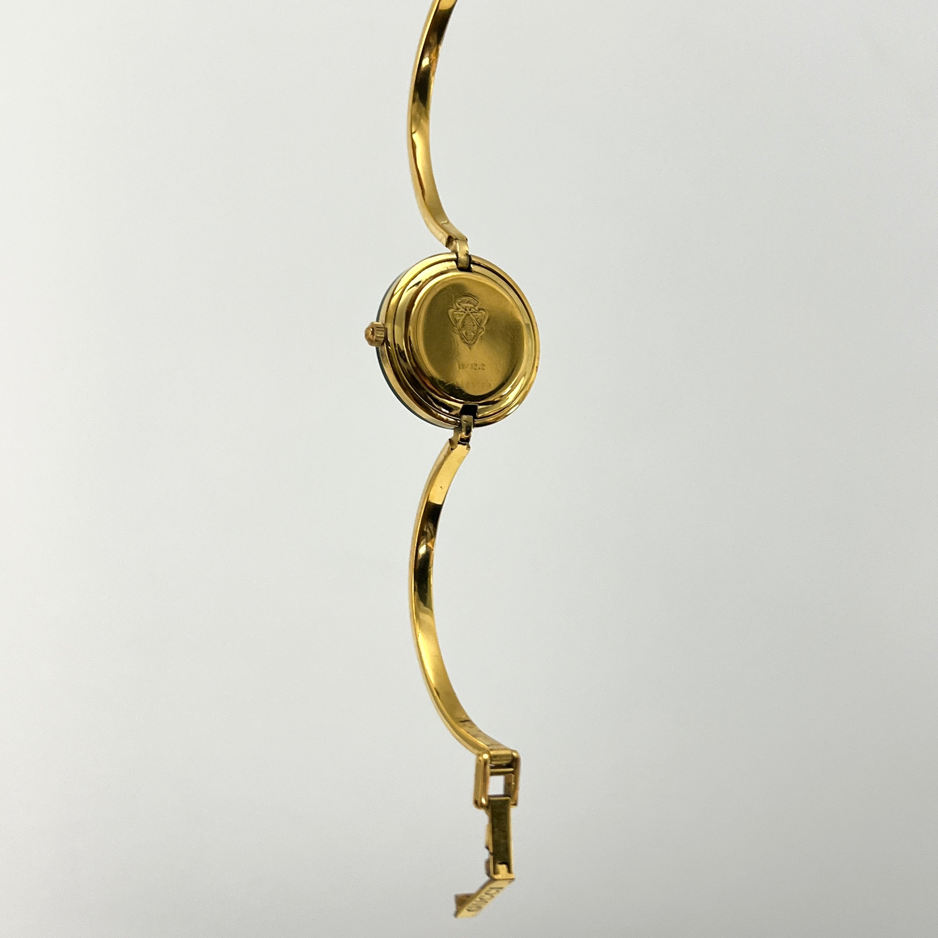 Montre GUCCI Play plaquée or dorée