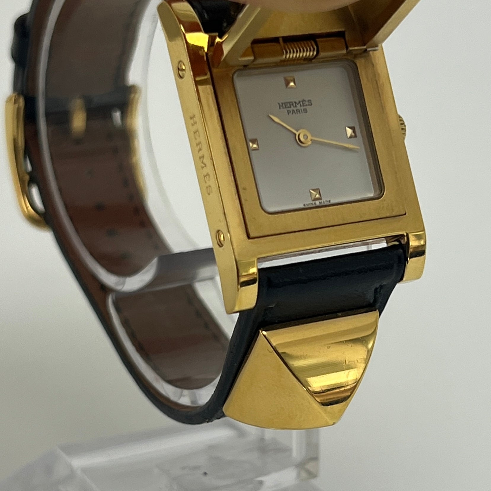 Montre HERMÈS Médor plaquée or dorée
