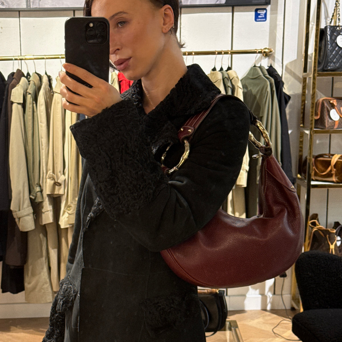 GUCCI Bamboo Ring Half Moon bag in burgundy grained leather