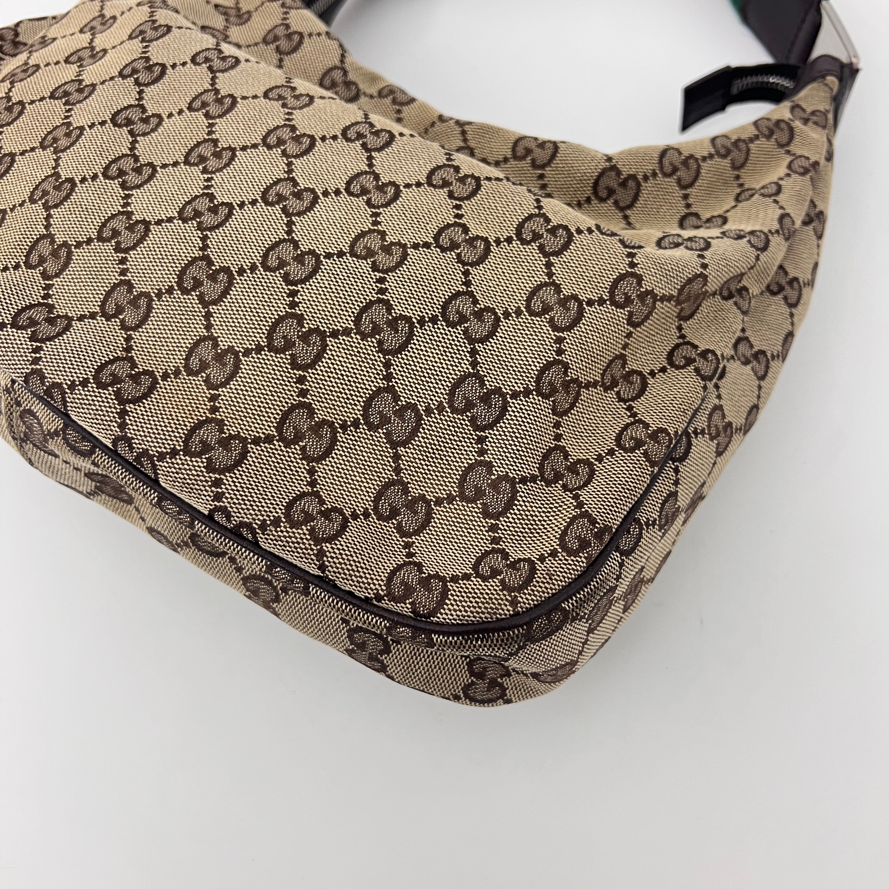 Sac GUCCI Hobo GG toile et cuir marron