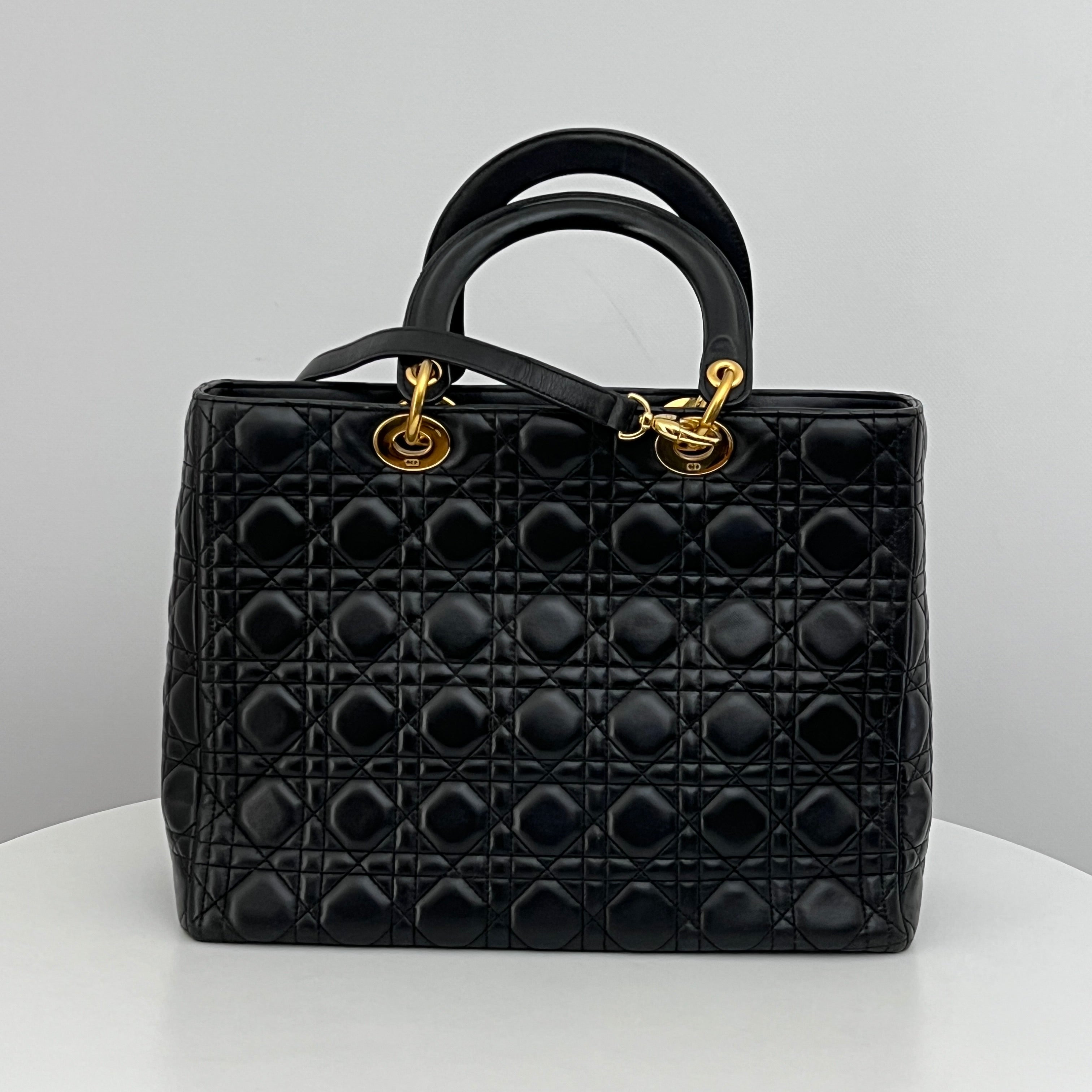 DIOR Lady Dior Large shoulder bag in black lambskin