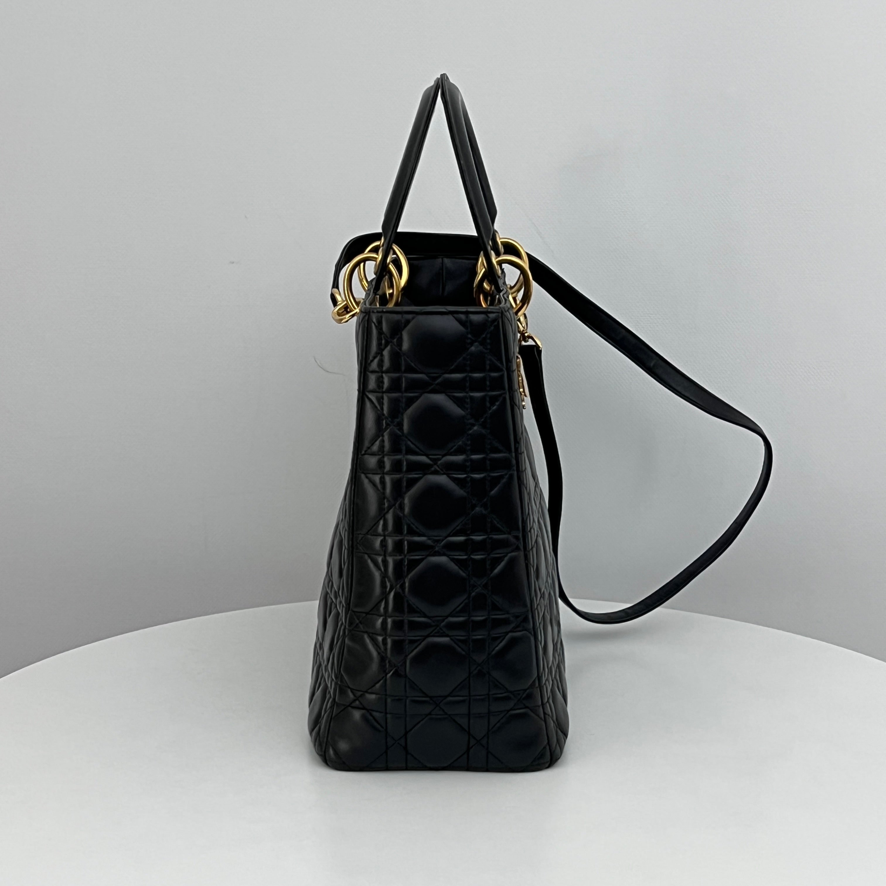 DIOR Lady Dior Large shoulder bag in black lambskin