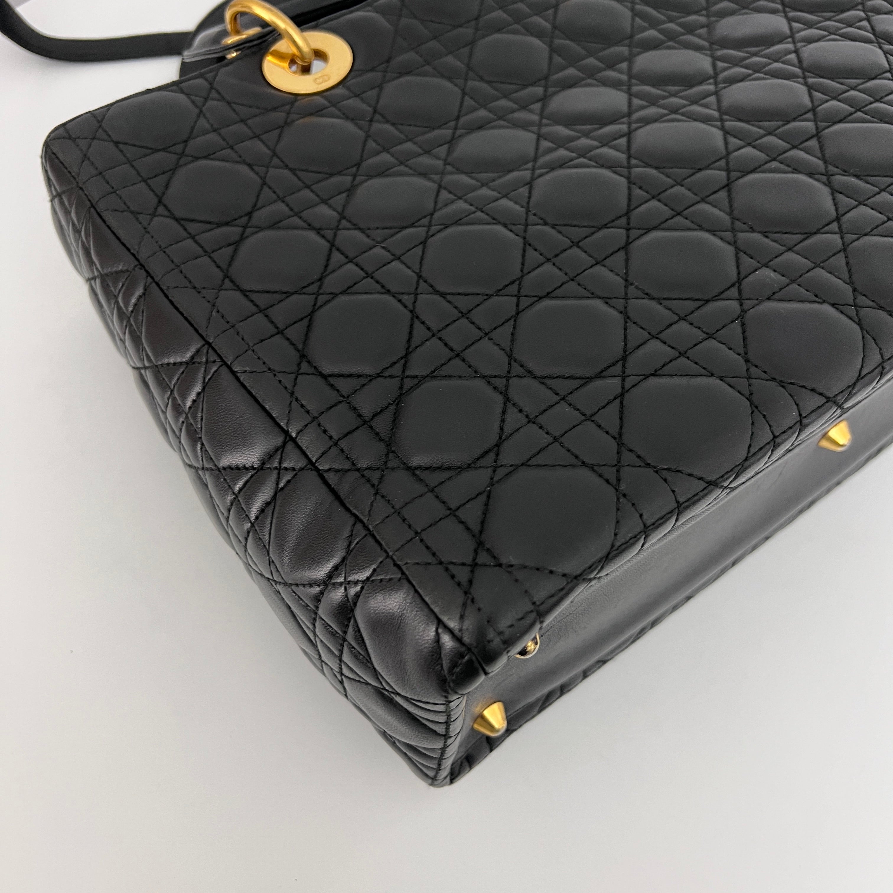 DIOR Lady Dior Large shoulder bag in black lambskin