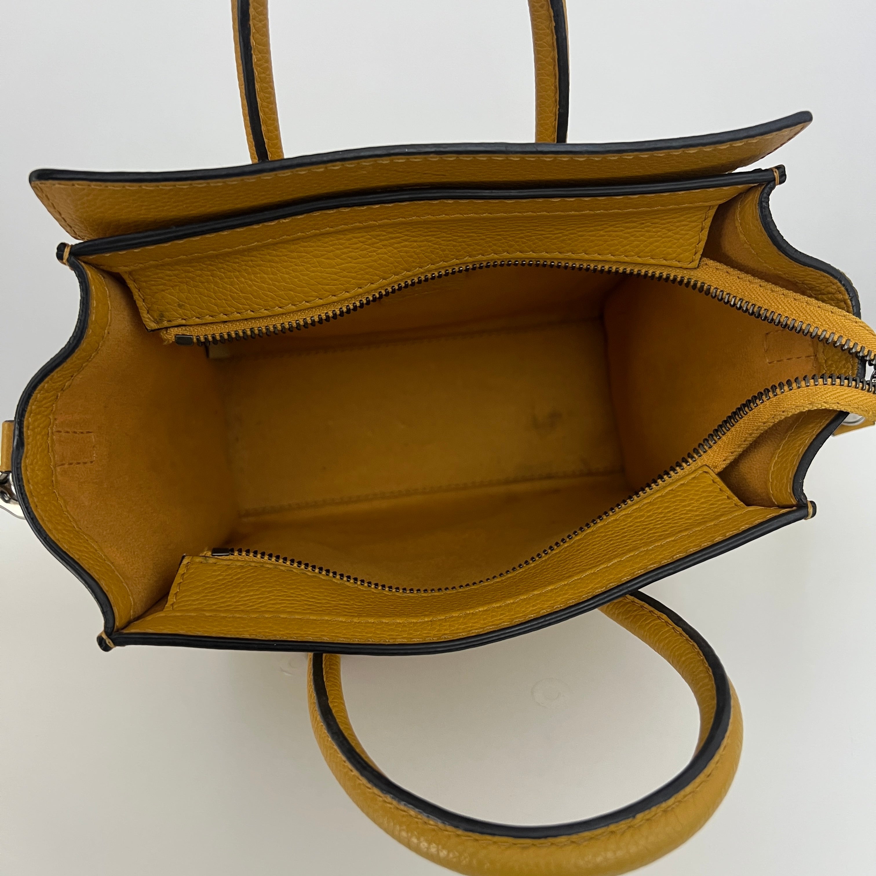 Sac à bandoulière CELINE Nano Luggage cuir jaune