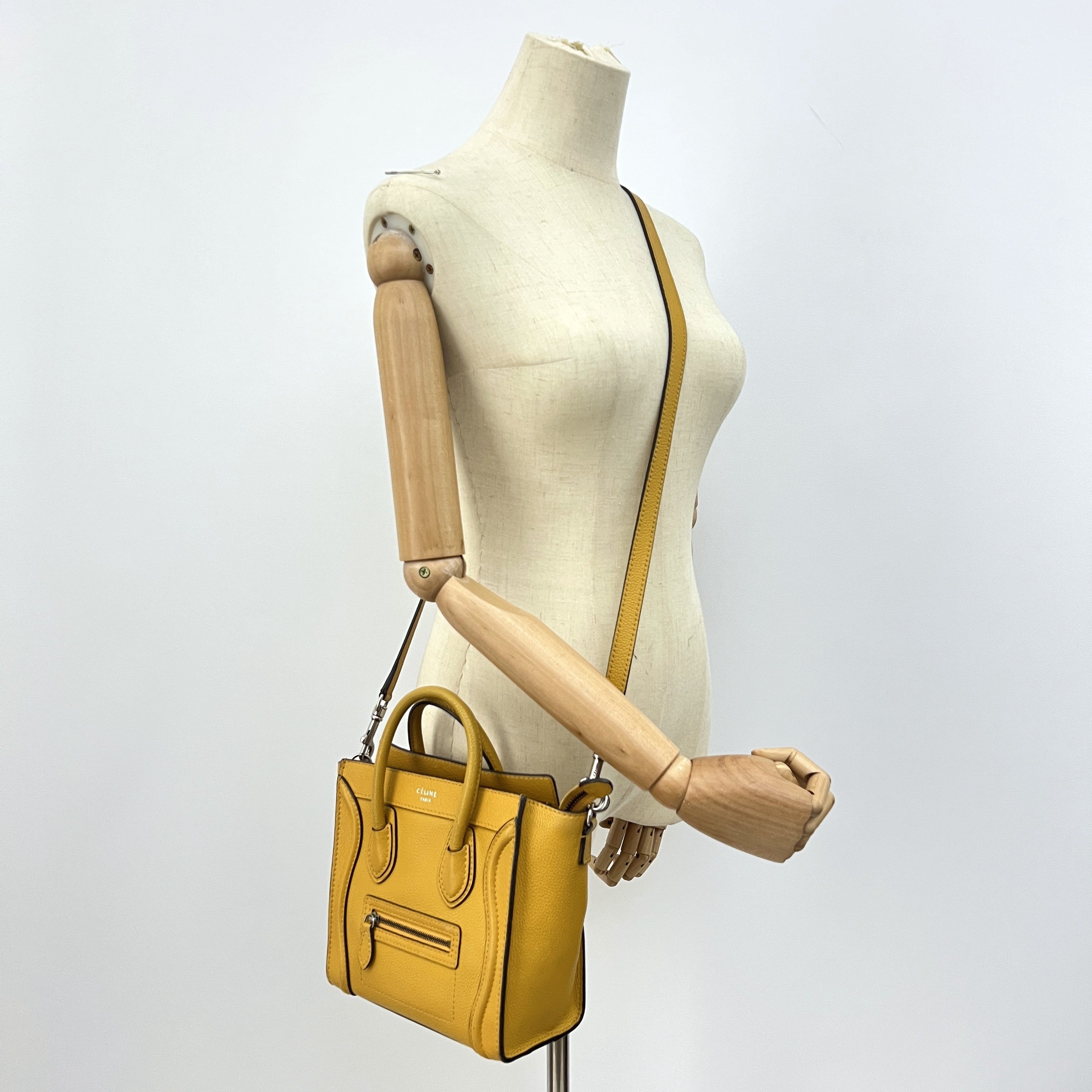 Sac à bandoulière CELINE Nano Luggage cuir jaune