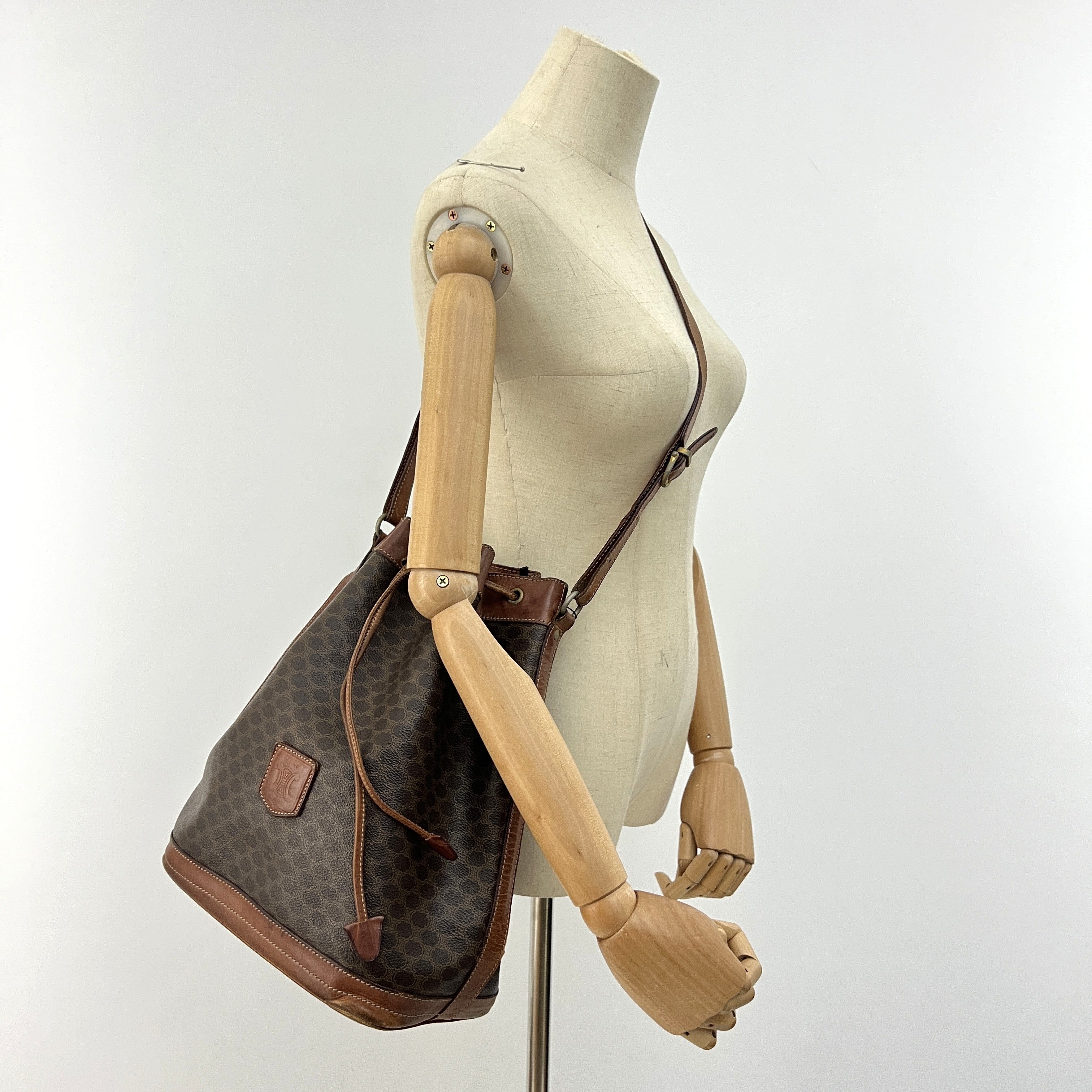 Sac à main CELINE Seau toile et cuir marron